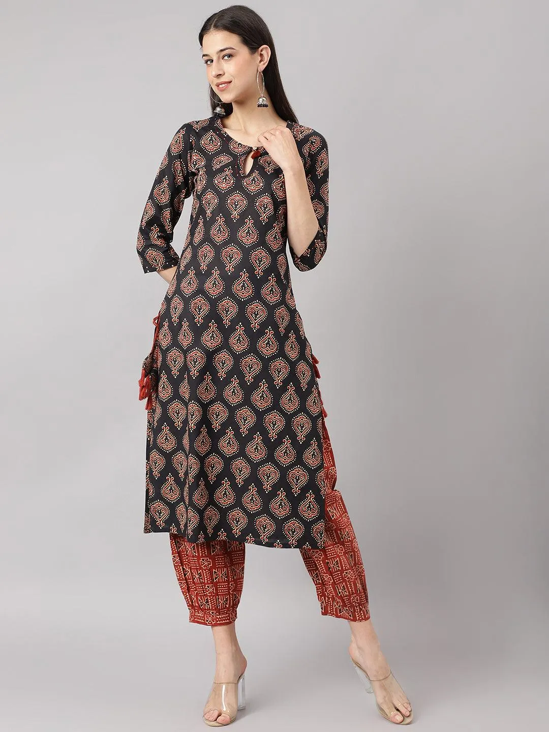 Jashvi Black and Red Cotton Buti Printed Kurta with hem Cuffed pant set