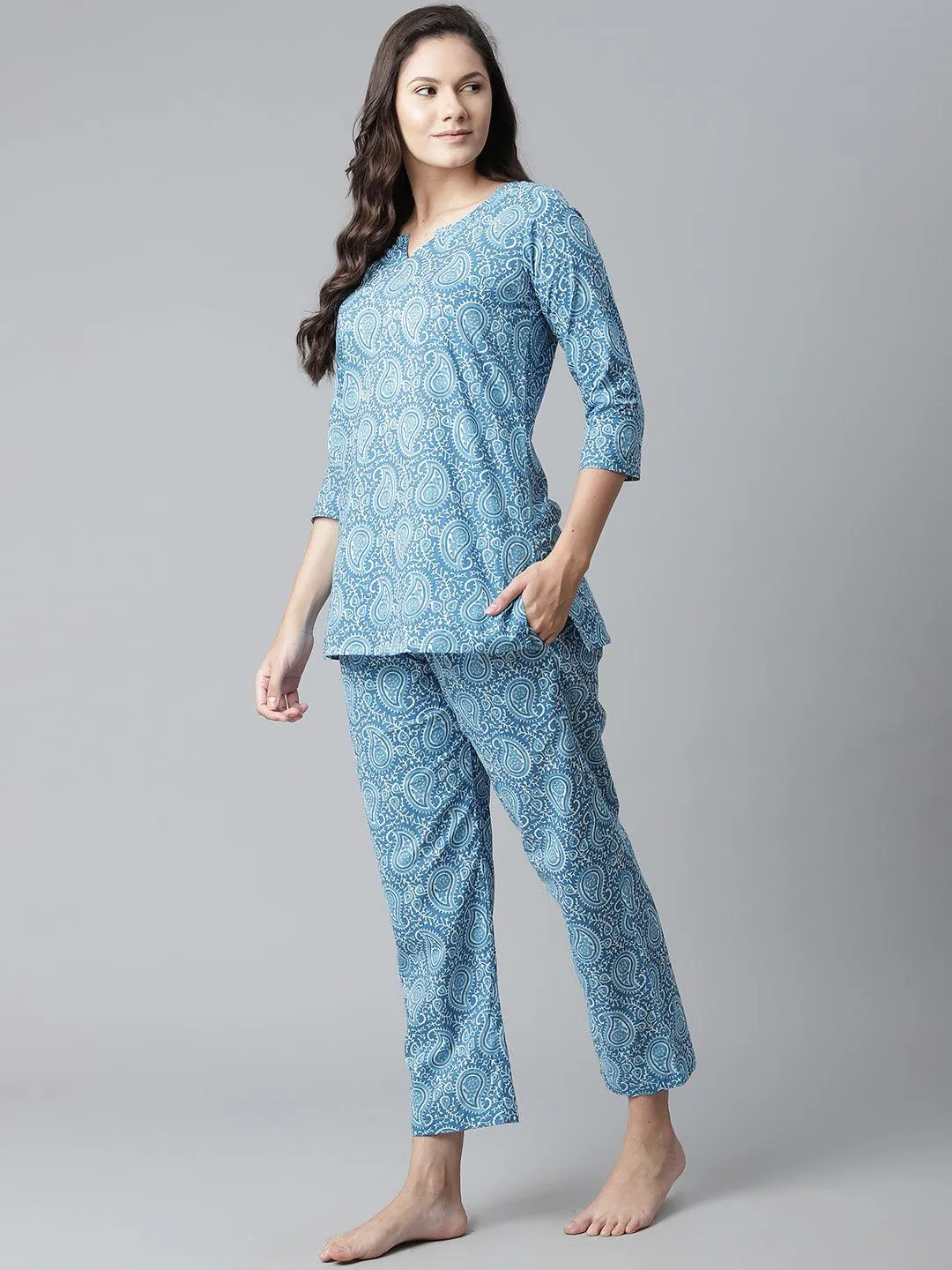 Jashvi  Blue Printed Cotton Nightwear