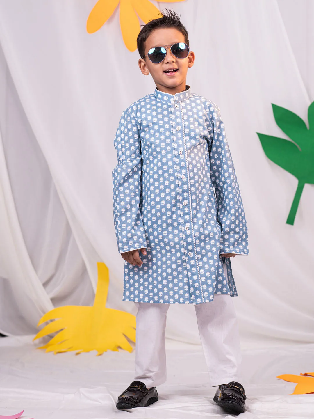 Jashvi Boys' Blue And White Kurta Pyjama Set