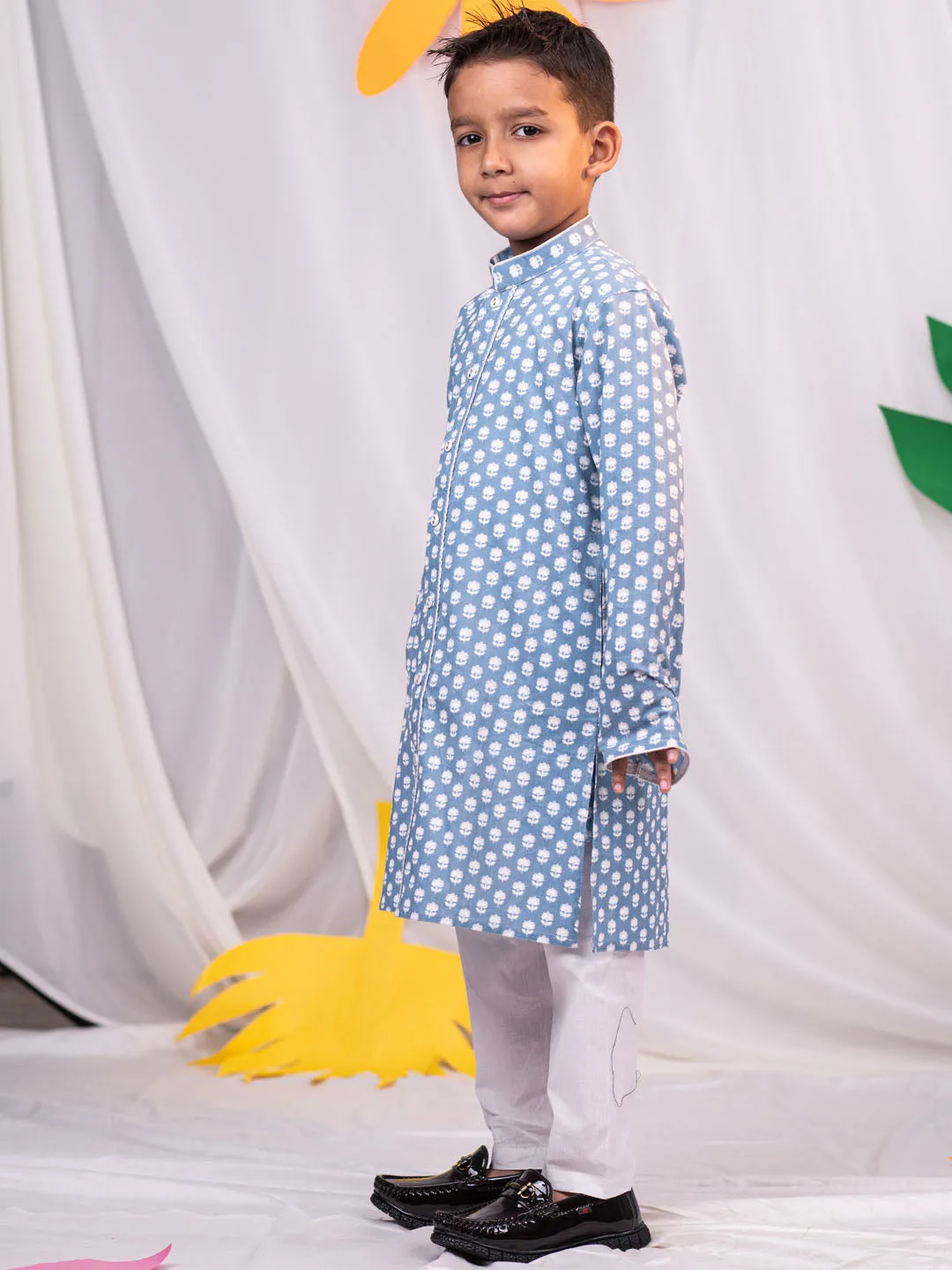 Jashvi Boys' Blue And White Kurta Pyjama Set