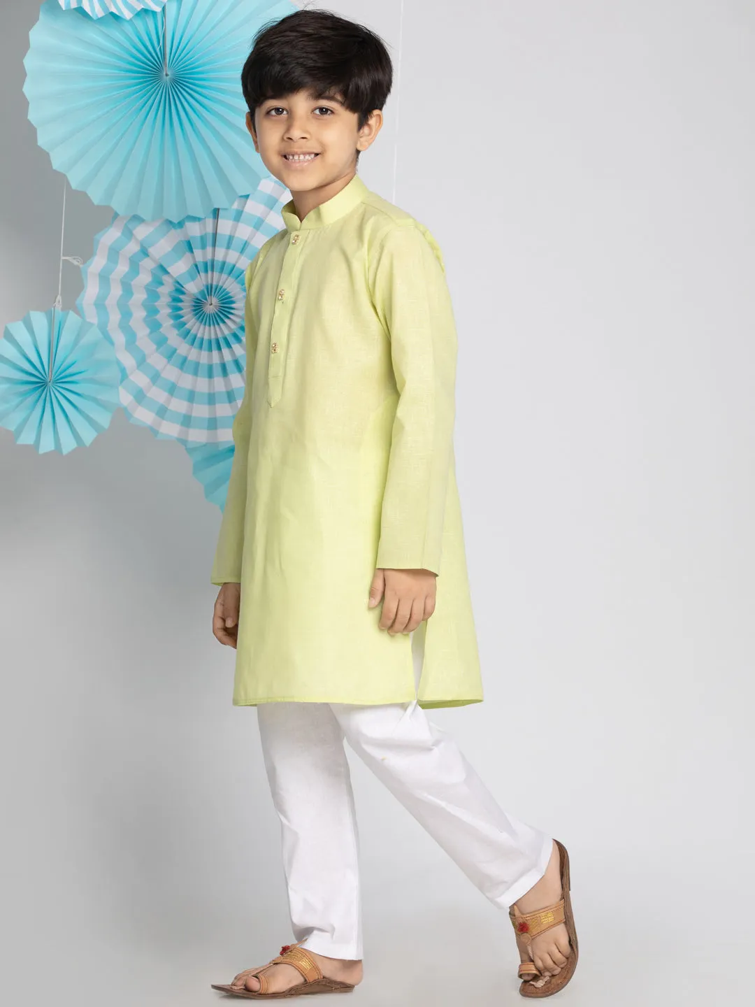 Jashvi Boys' Green And White Kurta Pyjama Set