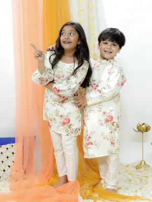 Jashvi Cream Cotton Blend Floral Print Kurta Pyjama Sibling Set