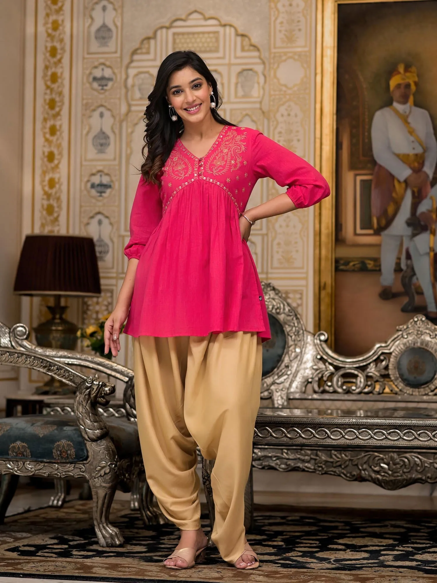 Jashvi Fuchsia Embroidered Cotton Women Tunic And Pant Co-Ord Set With Mirror & Zari Work