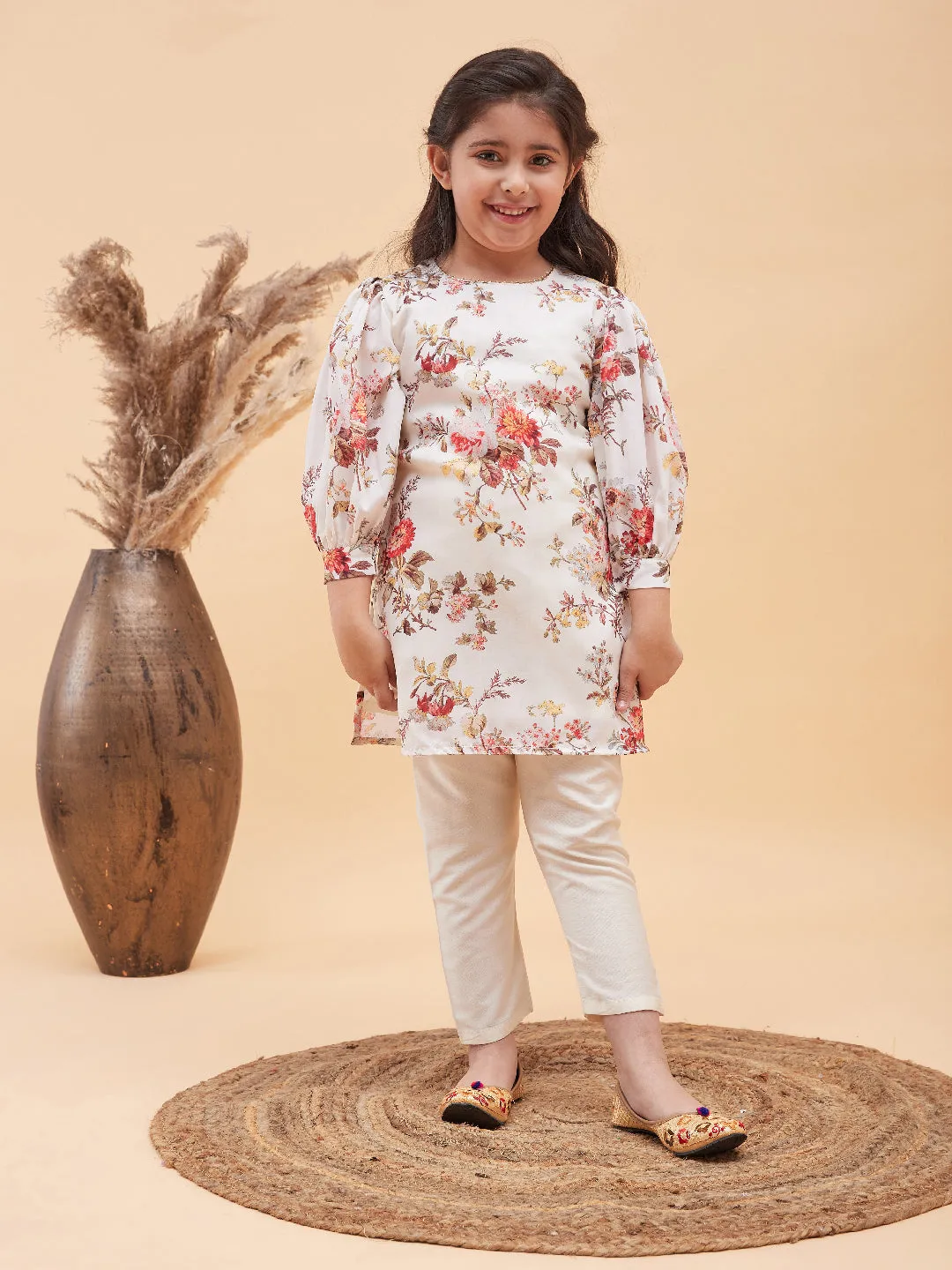 Jashvi Girls Cream Floral Printed Kurta With Cream Pant Set