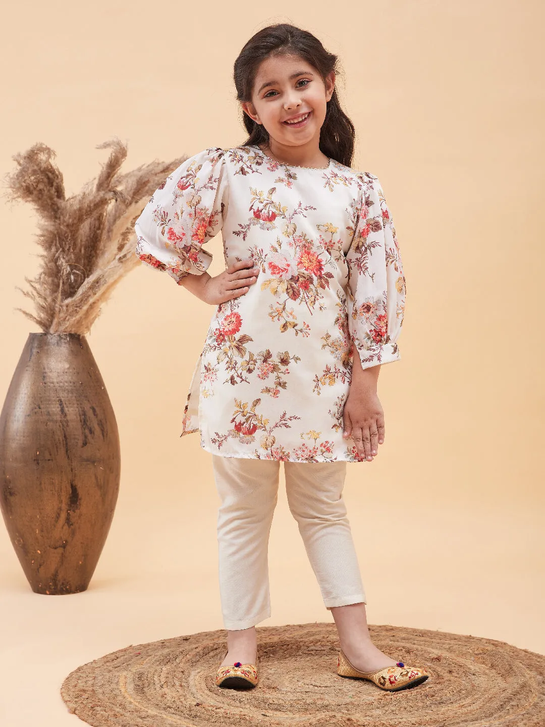 Jashvi Girls Cream Floral Printed Kurta With Cream Pant Set