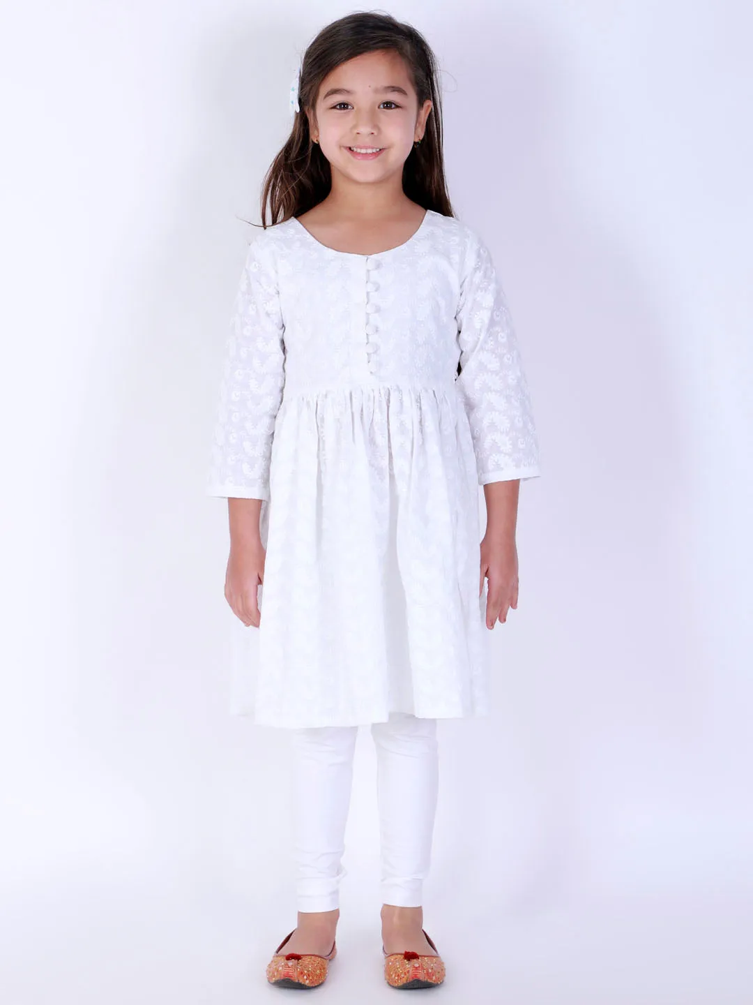 Jashvi Girl's White Pure Cotton Chikankari Kurta With Leggings