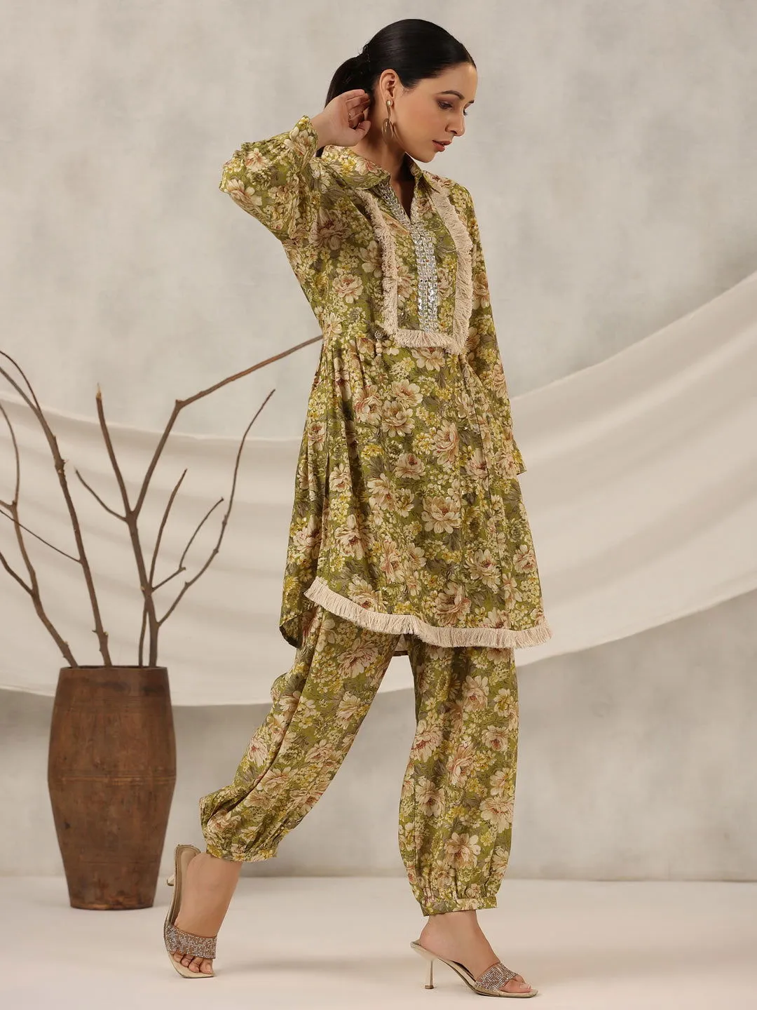 Jashvi  Green Floral Printed Muslin Printed Tunic & Pants With Mirror Work