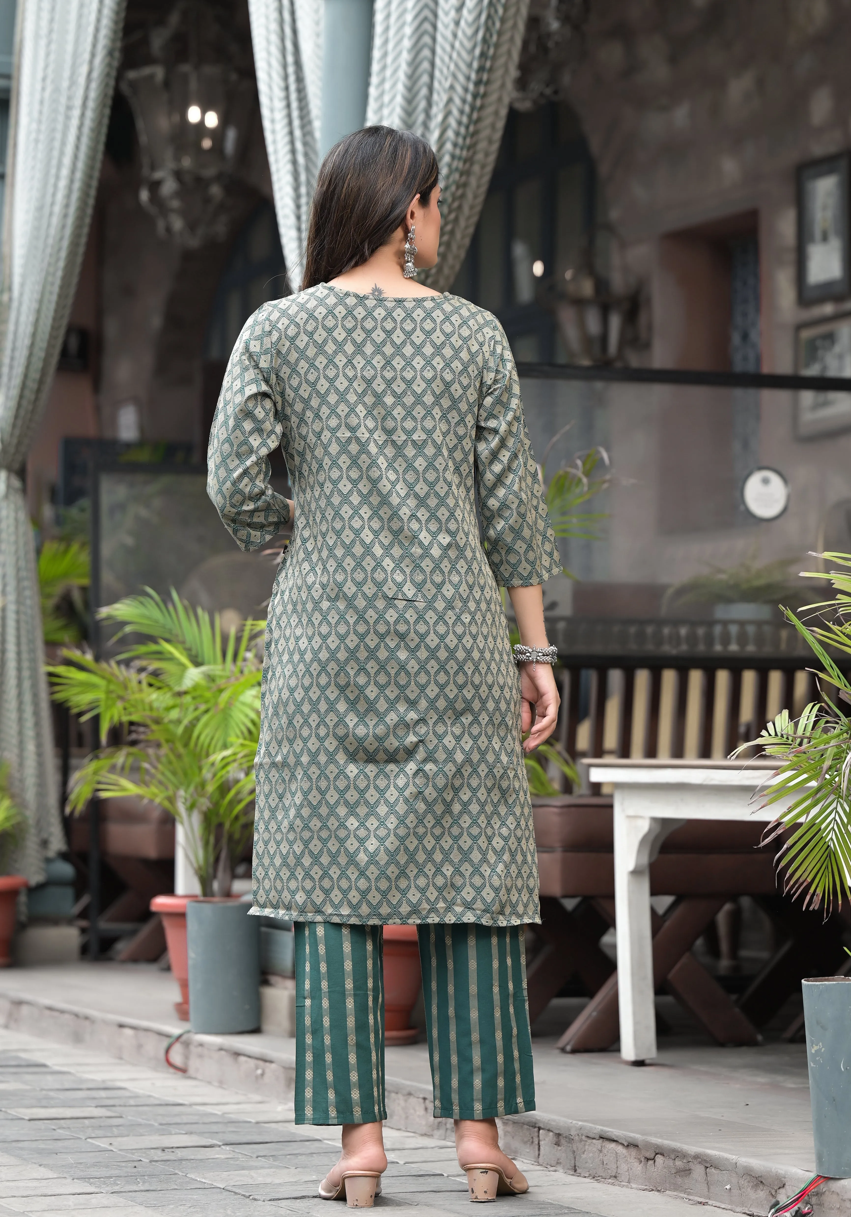 Jashvi Green Geometric Printed Cotton Kurta Pant Set With Tassels On Dupatta