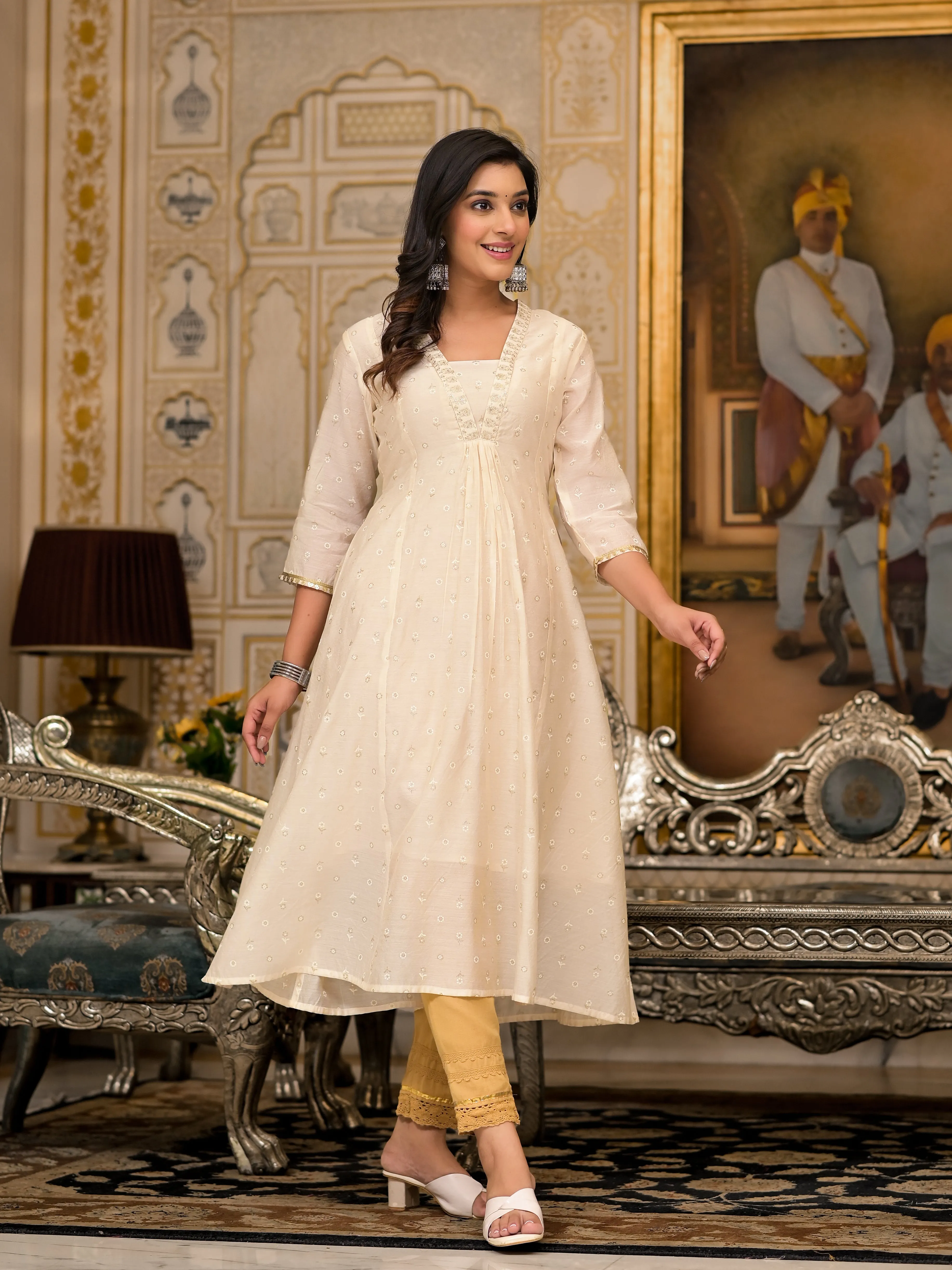 Jashvi Ivory Floral Printed Chanderi Kurta With Mirror Work Embroidery