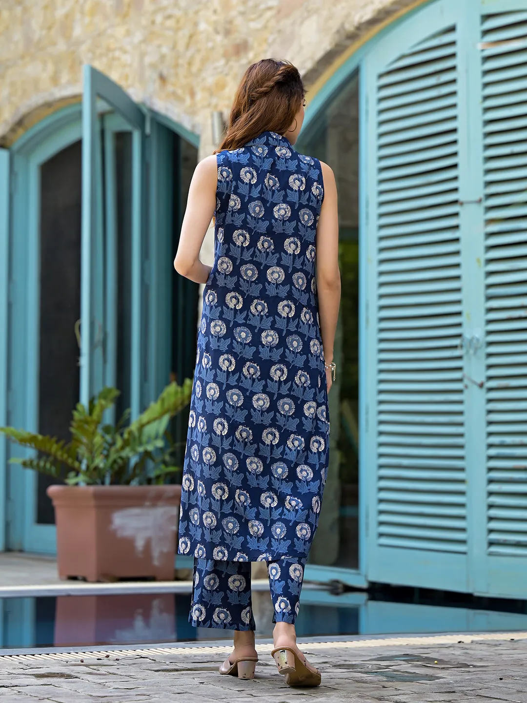 Jashvi Navy Blue Floral Printed  A-Line Rayon Kurta Set