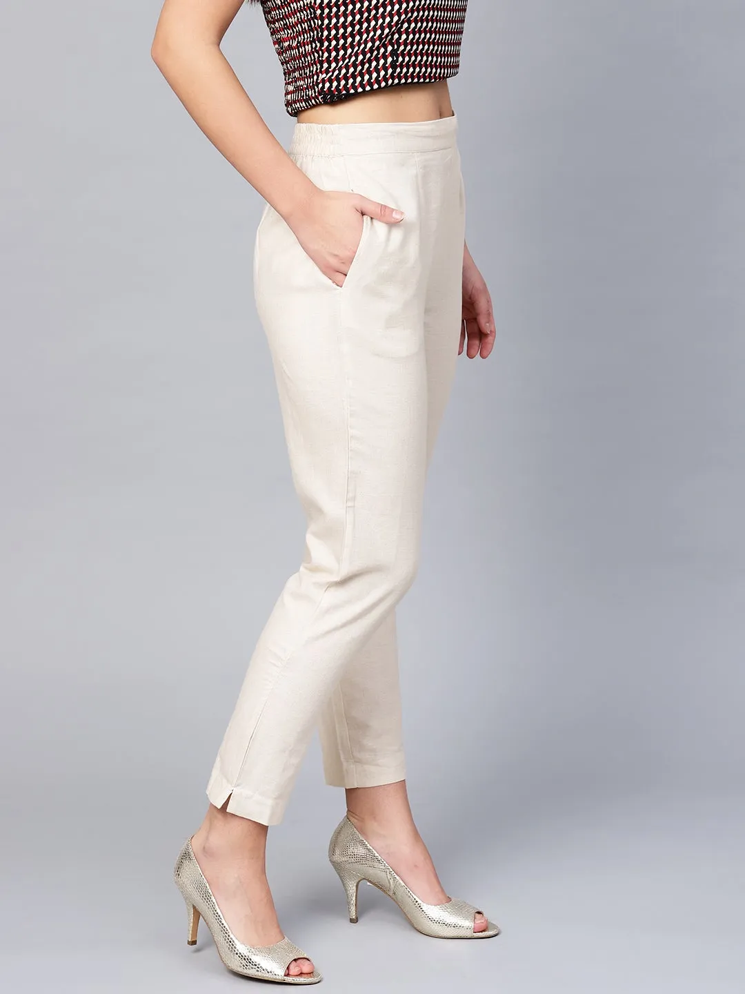 Jashvi Off-White Solid Cotton Flex Slim Fit Women Pants With Two Pockets