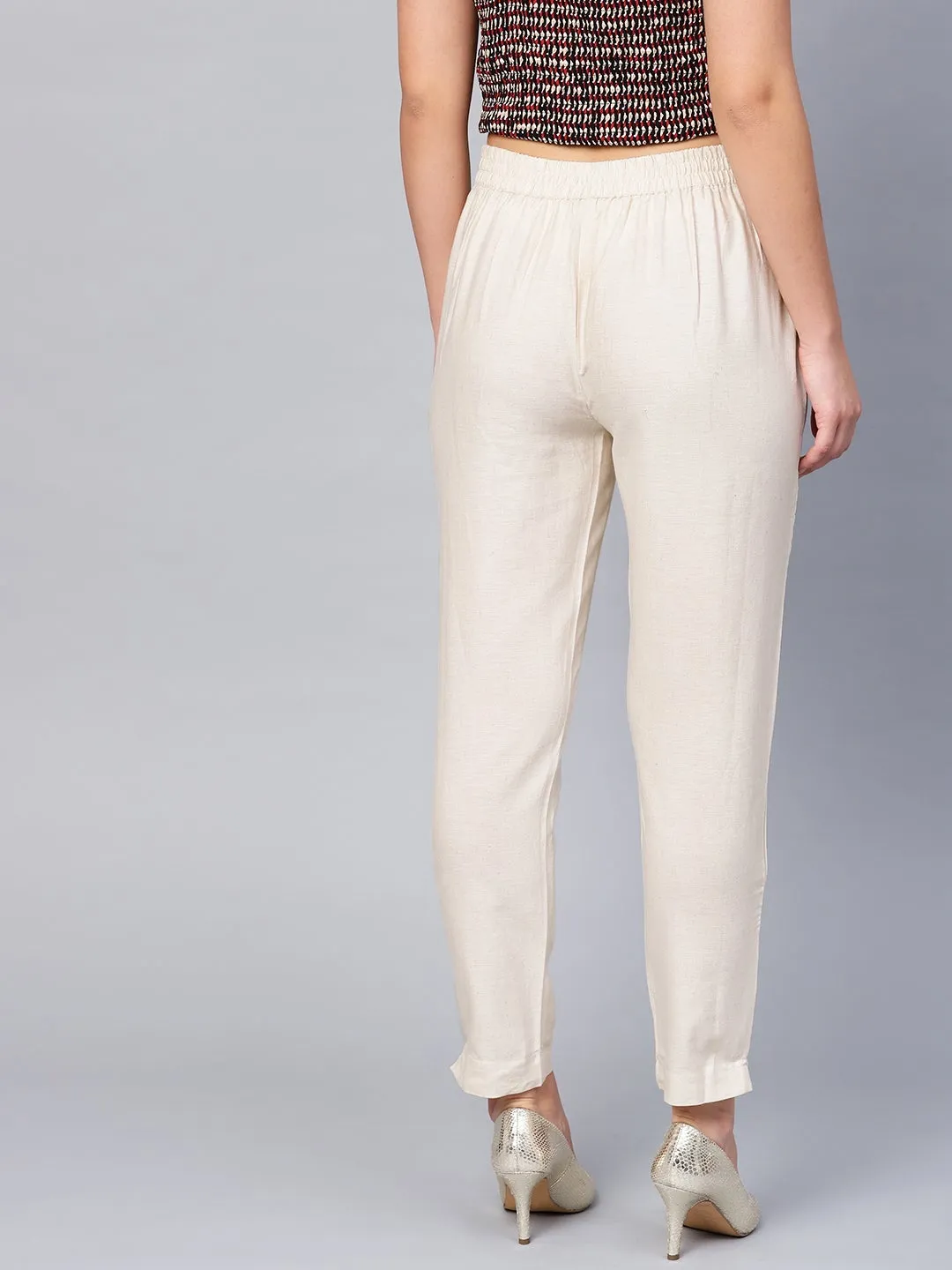 Jashvi Off-White Solid Cotton Flex Slim Fit Women Pants With Two Pockets