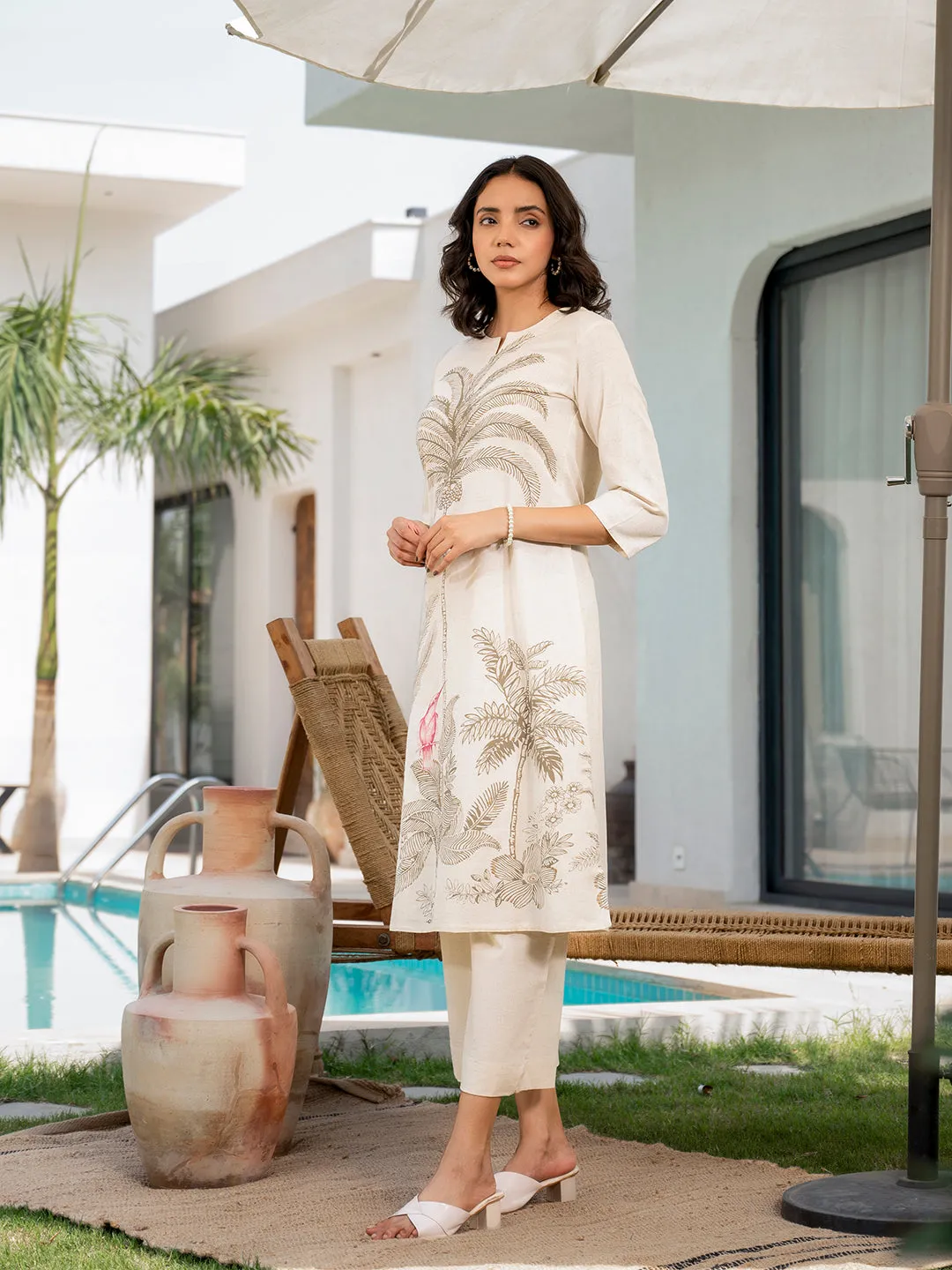 Jashvi Offwhite  Floral Printed Cotton A-line Fit Kurta Pant Set