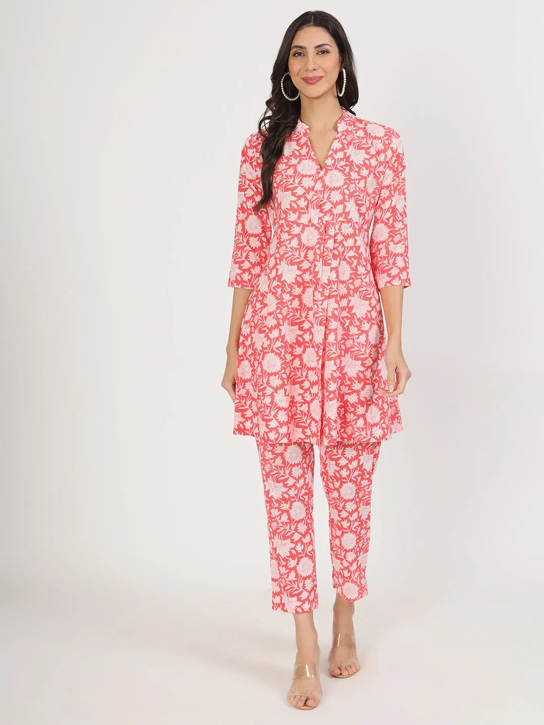 Jashvi Pink Floral Printed Cotton Kurta with Herem Pant Co ord Set