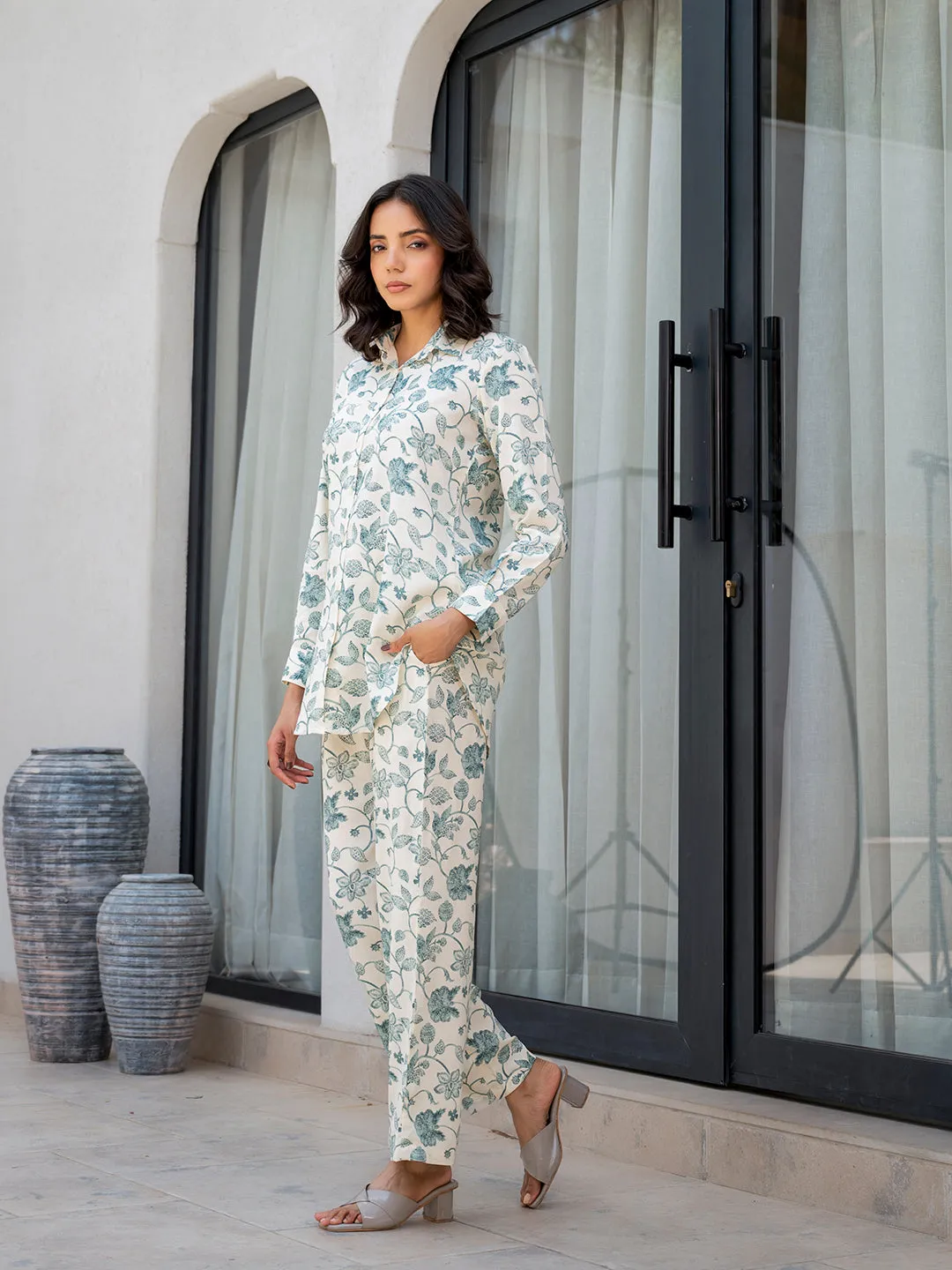 Jashvi White & Green Floral Printed Rayon Co-ord Set