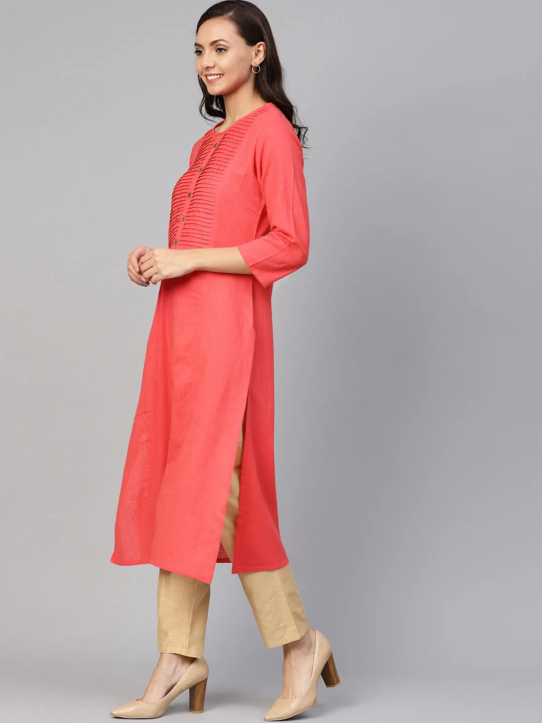 Jashvi Women Peach Cotton Straight Kurta with Pintucks