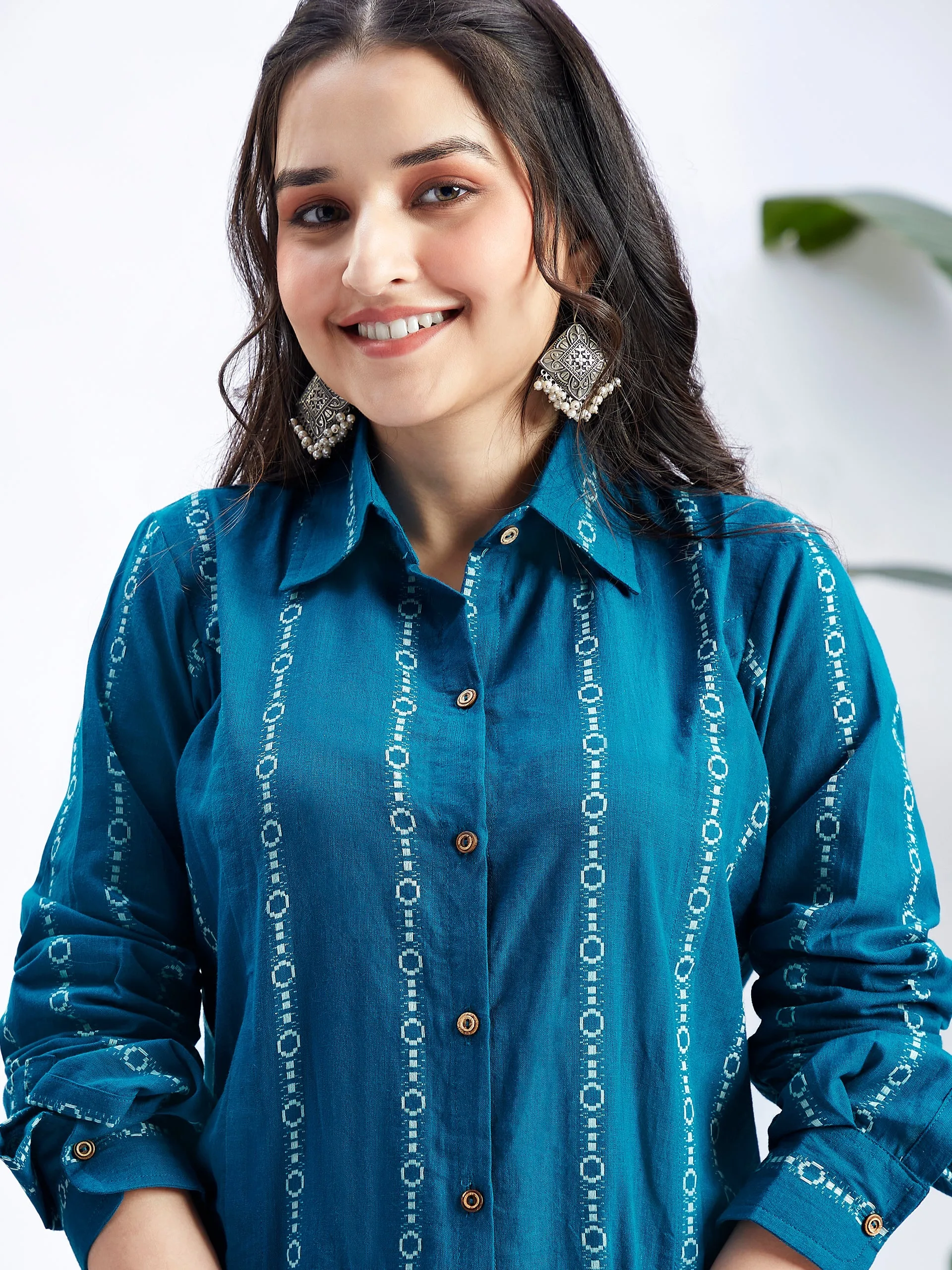 Jashvi Women's Blue Jacquard Cotton Shirt Style Kurta