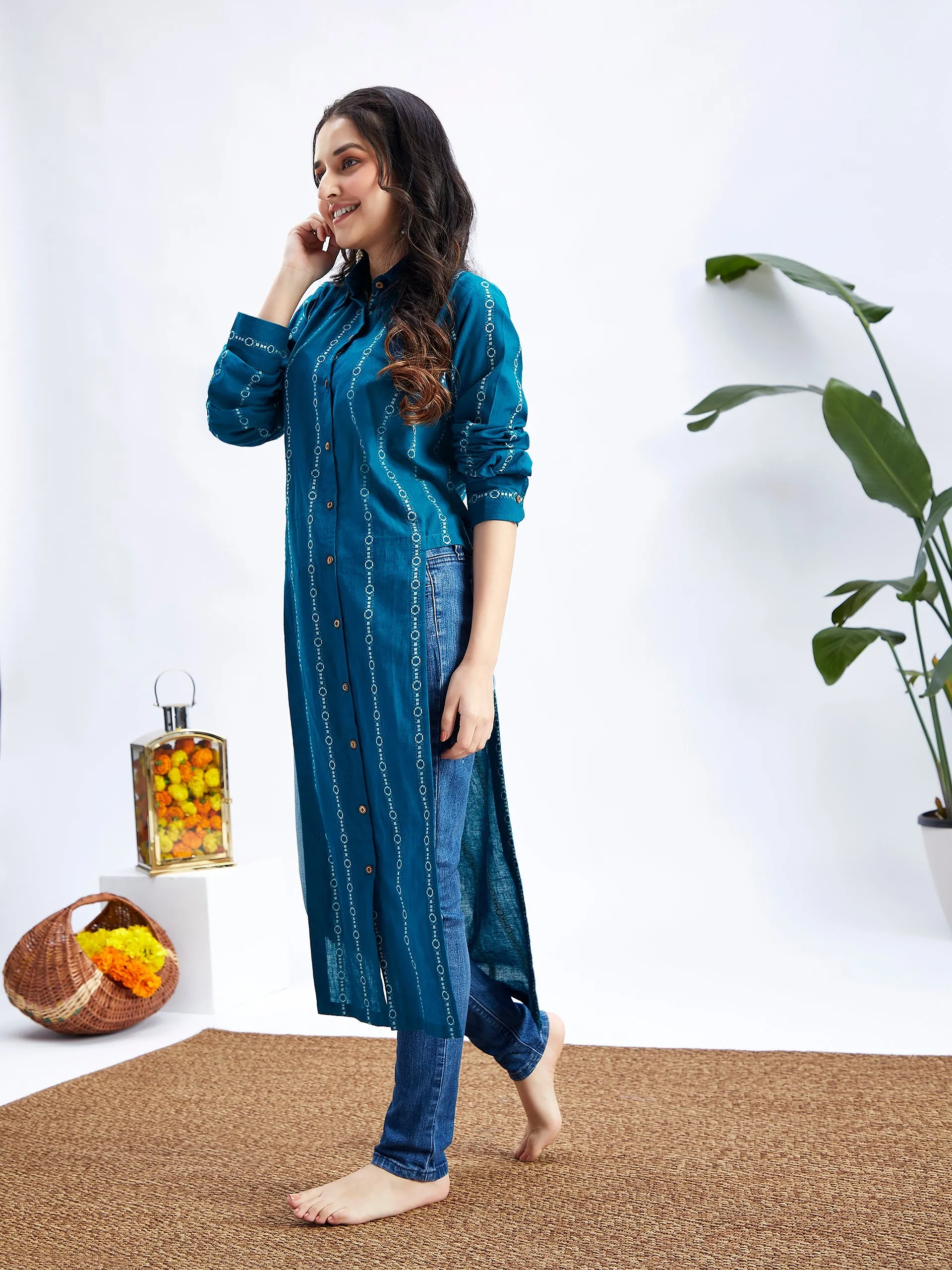 Jashvi Women's Blue Jacquard Cotton Shirt Style Kurta