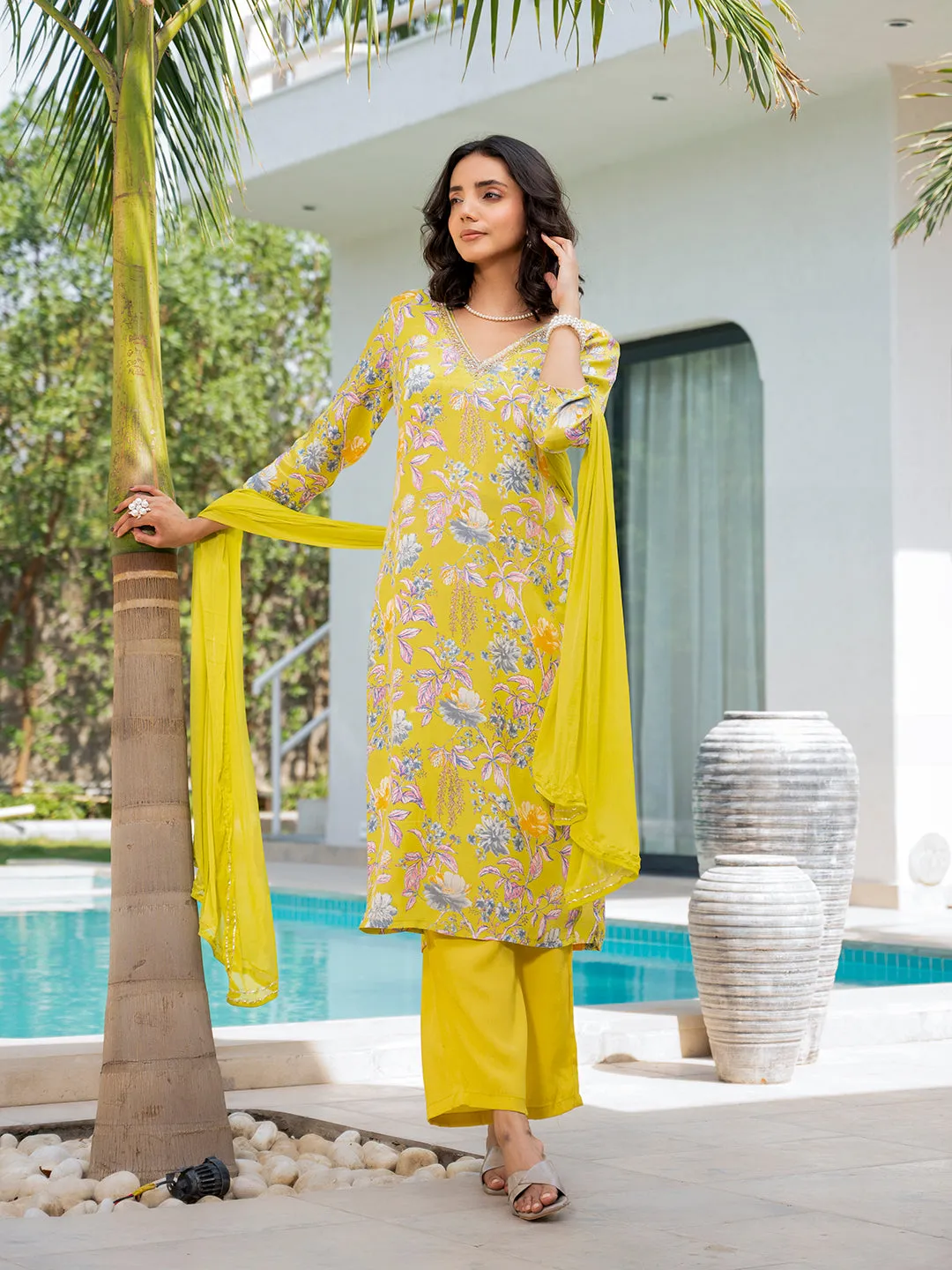 Jashvi Yellow Embroidered Floral Print Muslin Kurta Set