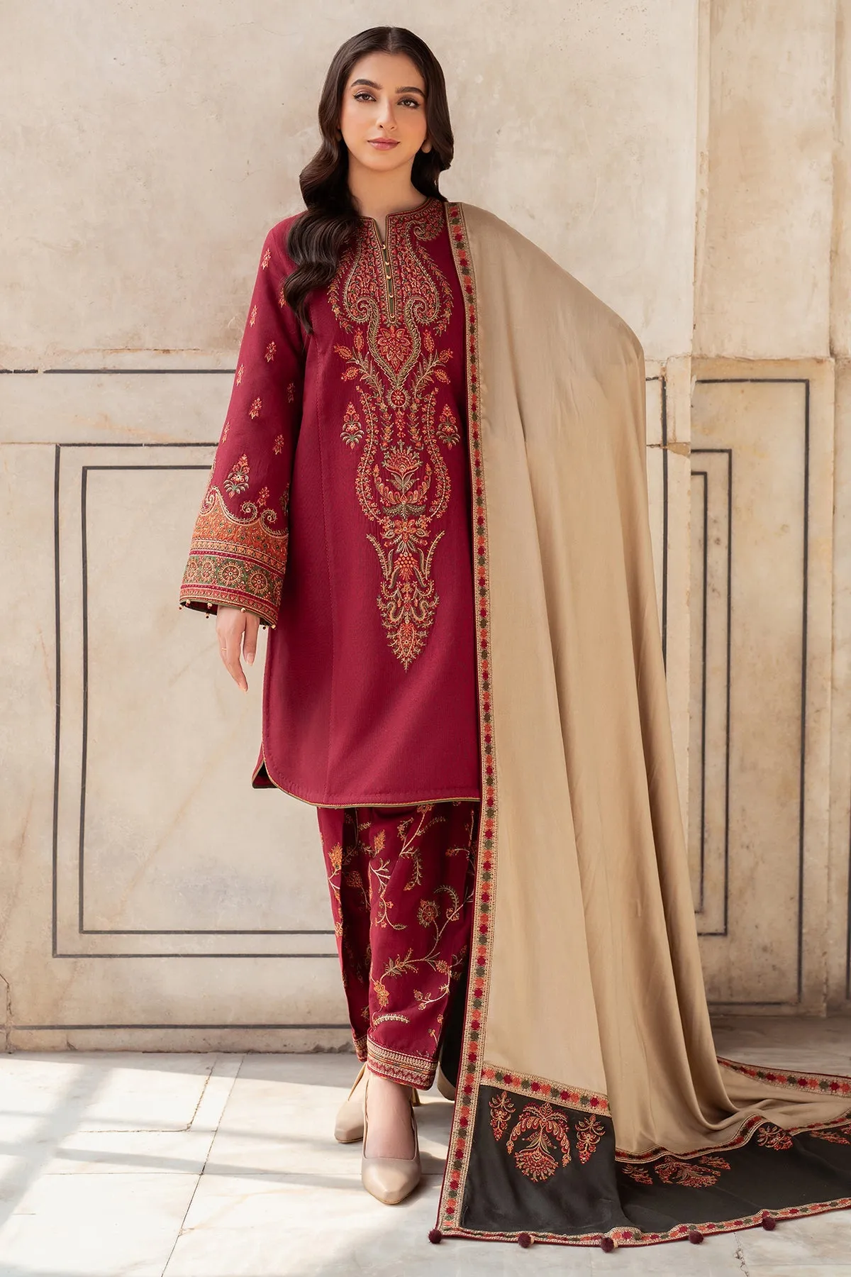 Jazmin Delia Fall/Winter – Embroidered Slub Khaddar D3