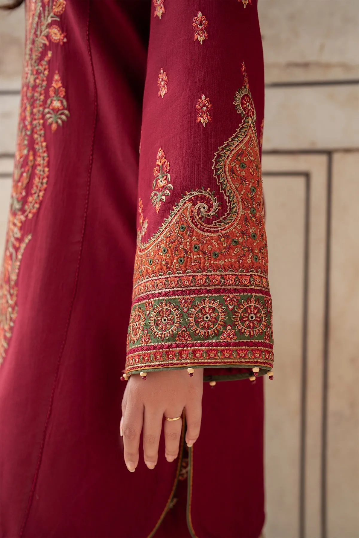 Jazmin Delia Fall/Winter – Embroidered Slub Khaddar D3