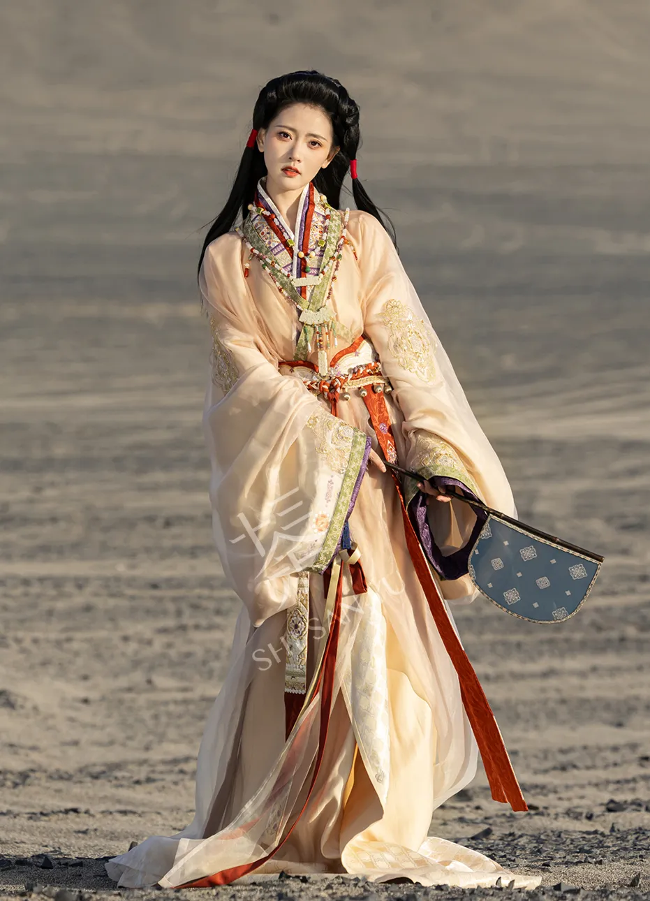 Jiu Shao 九韶 Ninth Harmony Fantasy Han Dynasty Pearl Zhiju Straight Hem Robe Set