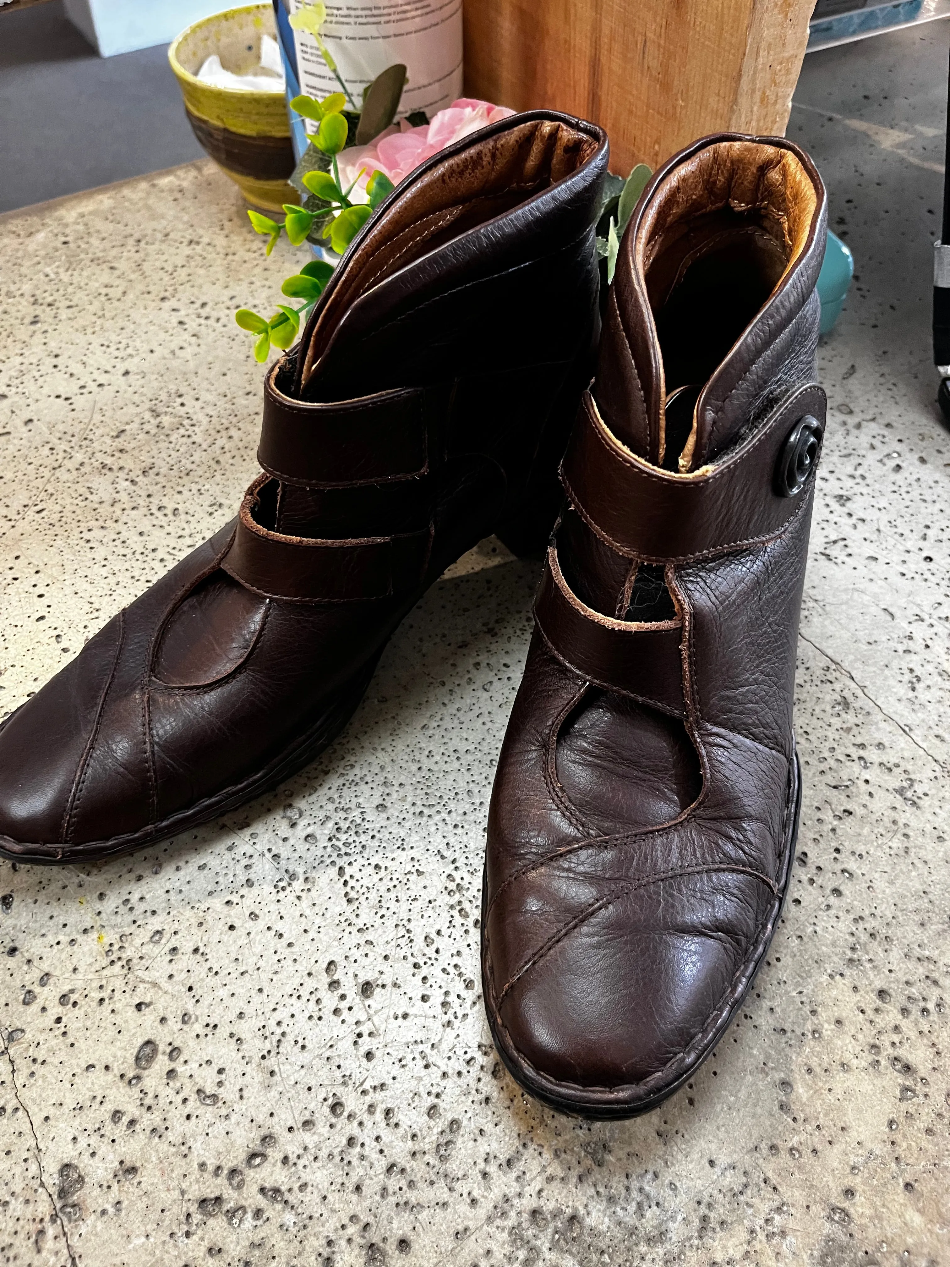 Josef Siebel Ankle Boots (Size 39 = 8)