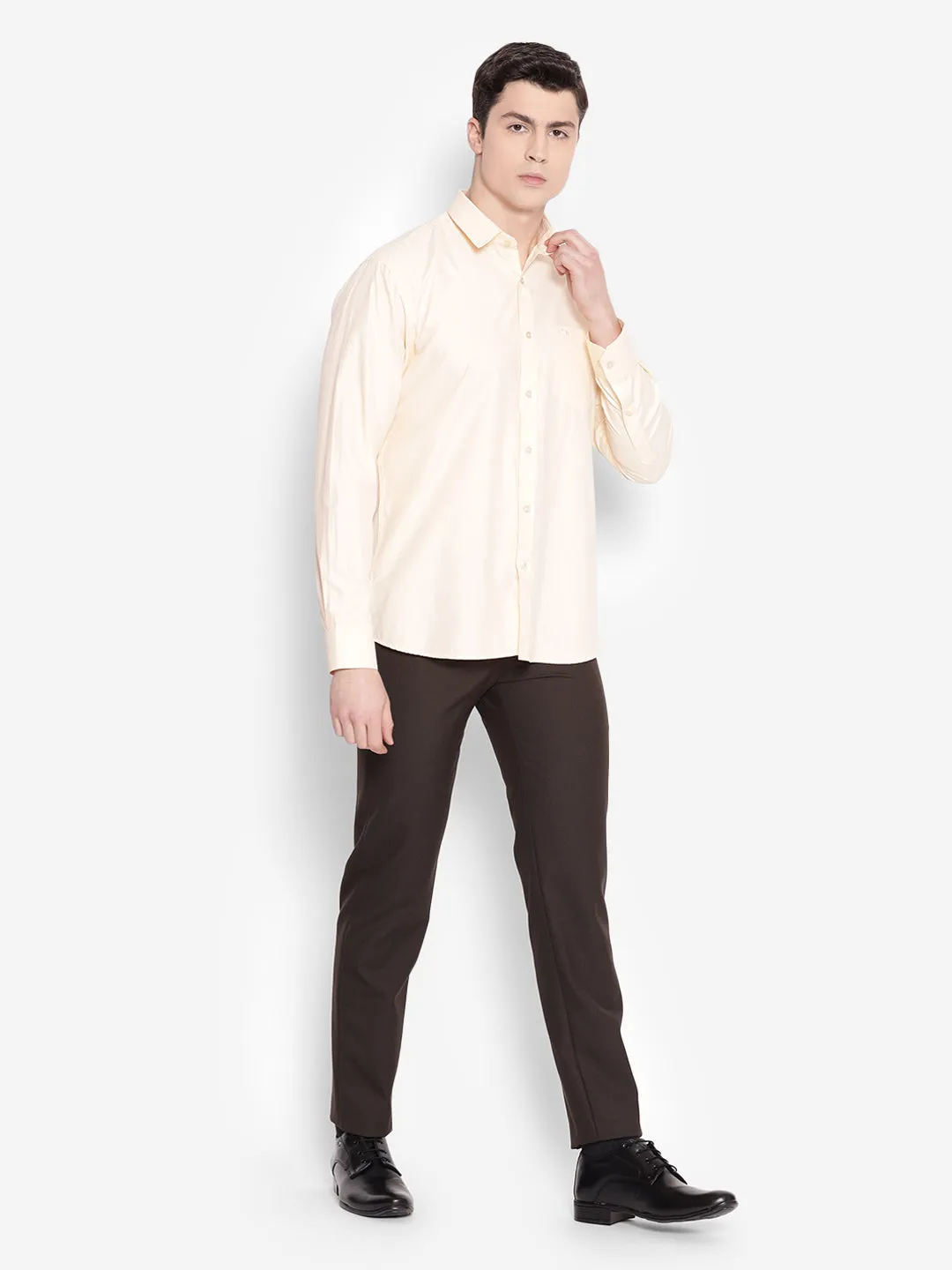 JUMP USA Men Beige Solid PolyCotton Formal Shirts