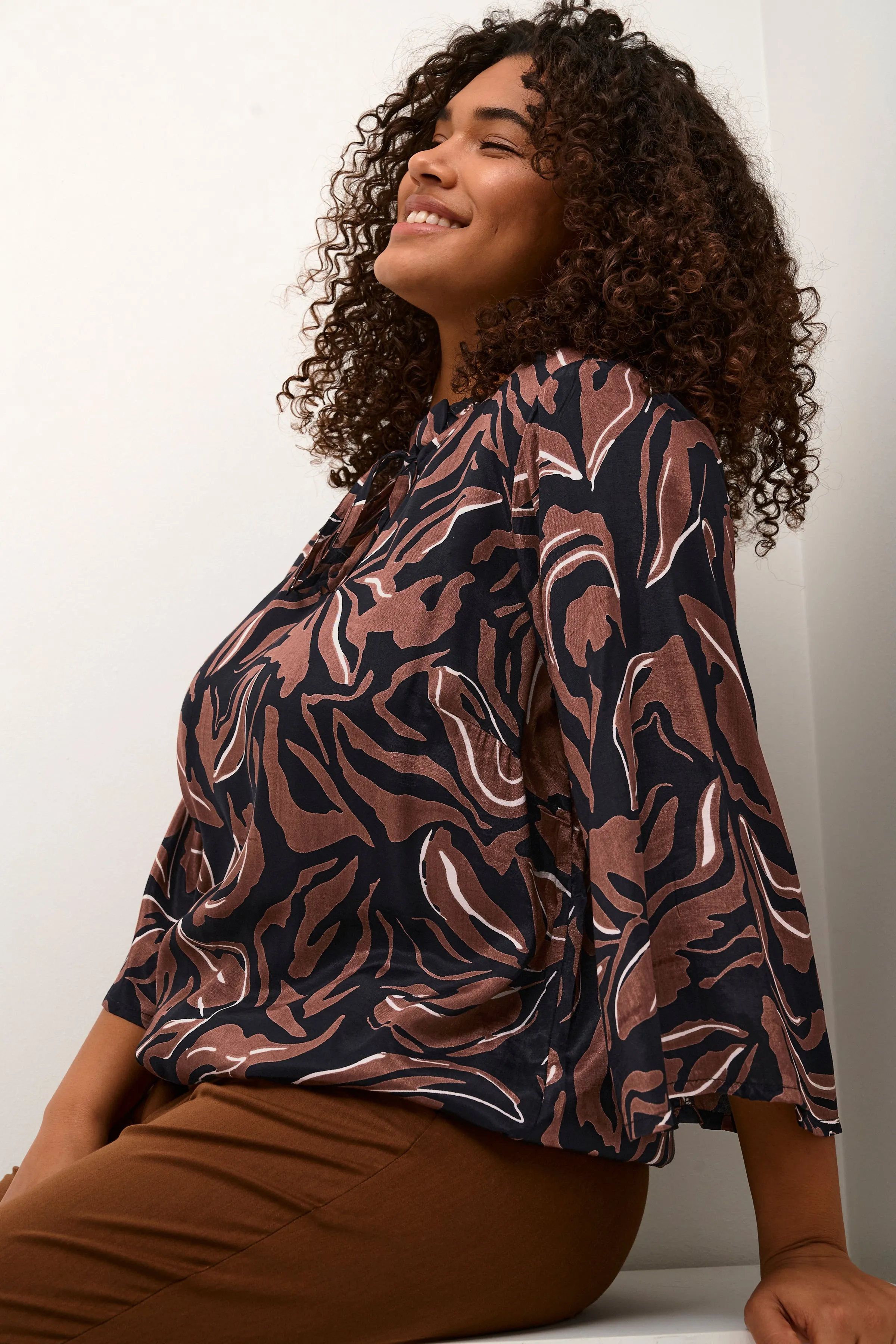 Kaffe Curve Printed Blouse in Brown