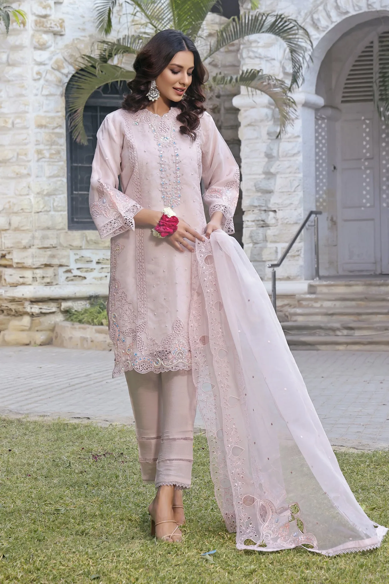 Kahani By Guzel Stitched 3 Piece Festive Formals Organza Collection'2024-04-Safarnama