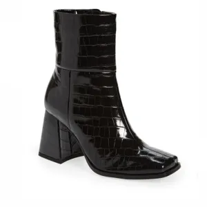 KAT MACONIE SAFFLE BOOTS