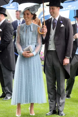 Kate Middleton Elegant Light Blue Lace Dress