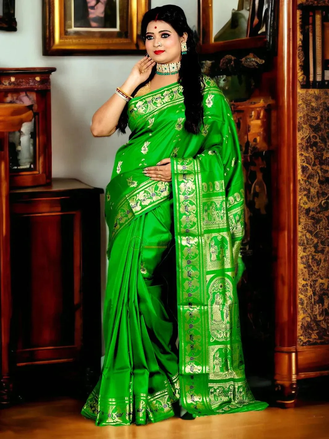 Kelly Green Traditional Swarnachari Silk Saree