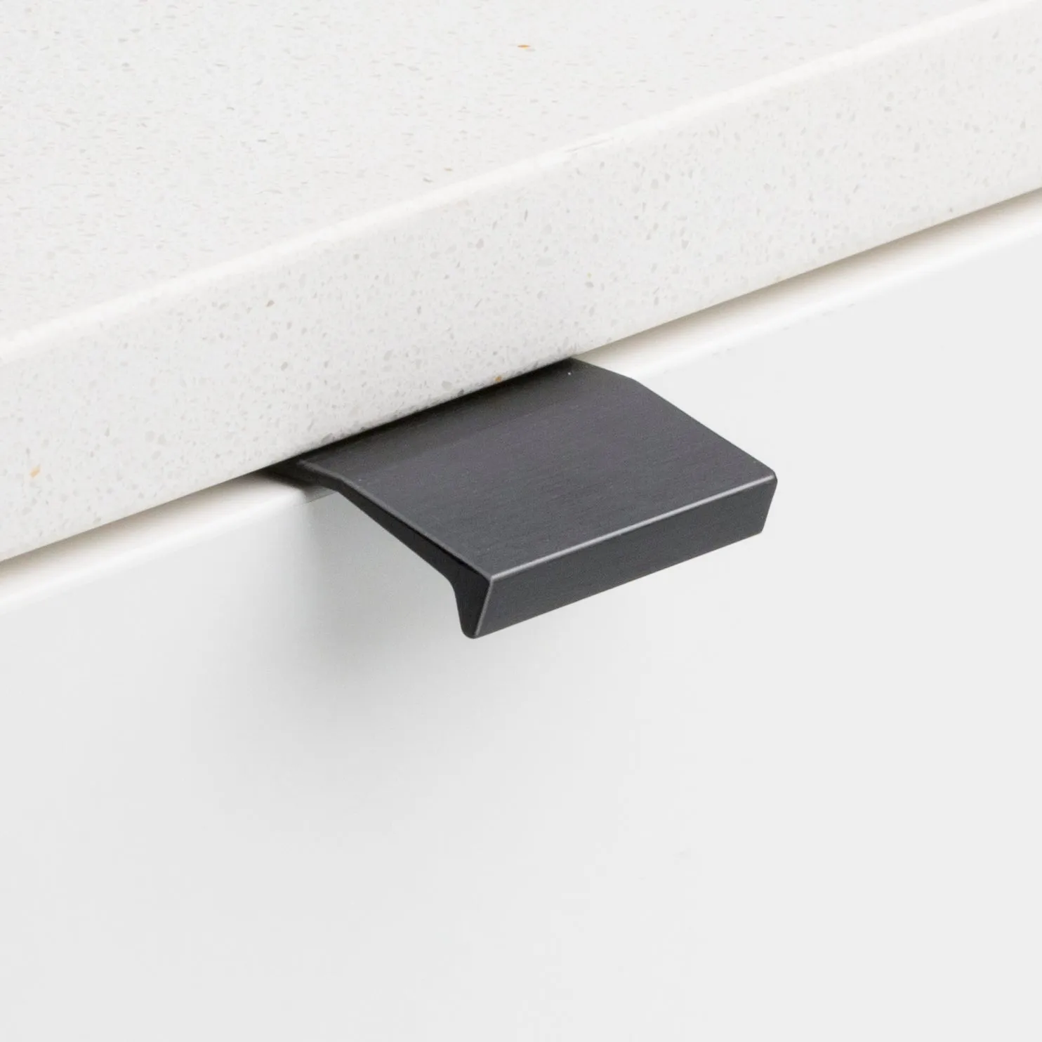 KETHY DL701 CABINET EDGE PULL 40MM