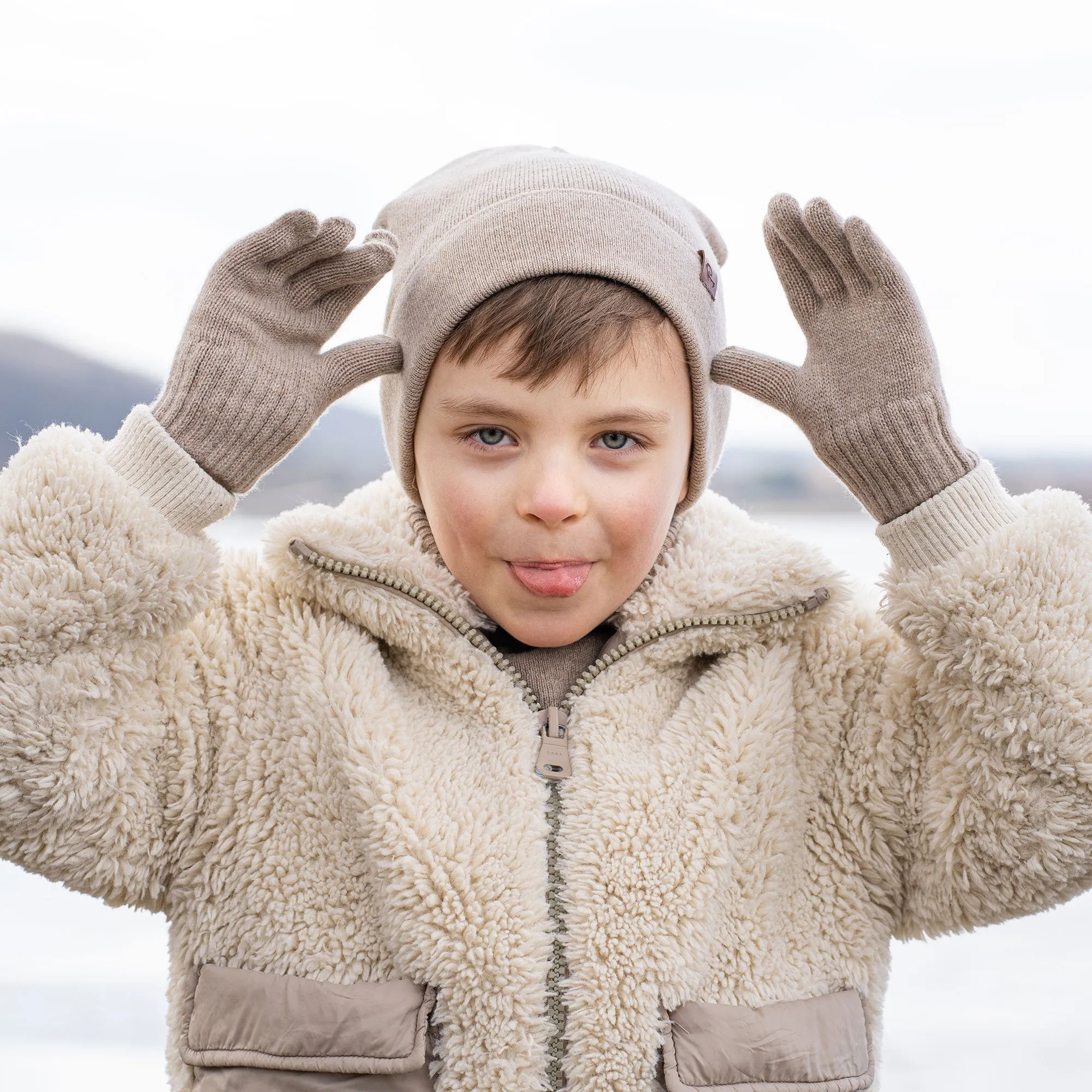 Kids' Knit Beanie & Gloves 2-Piece