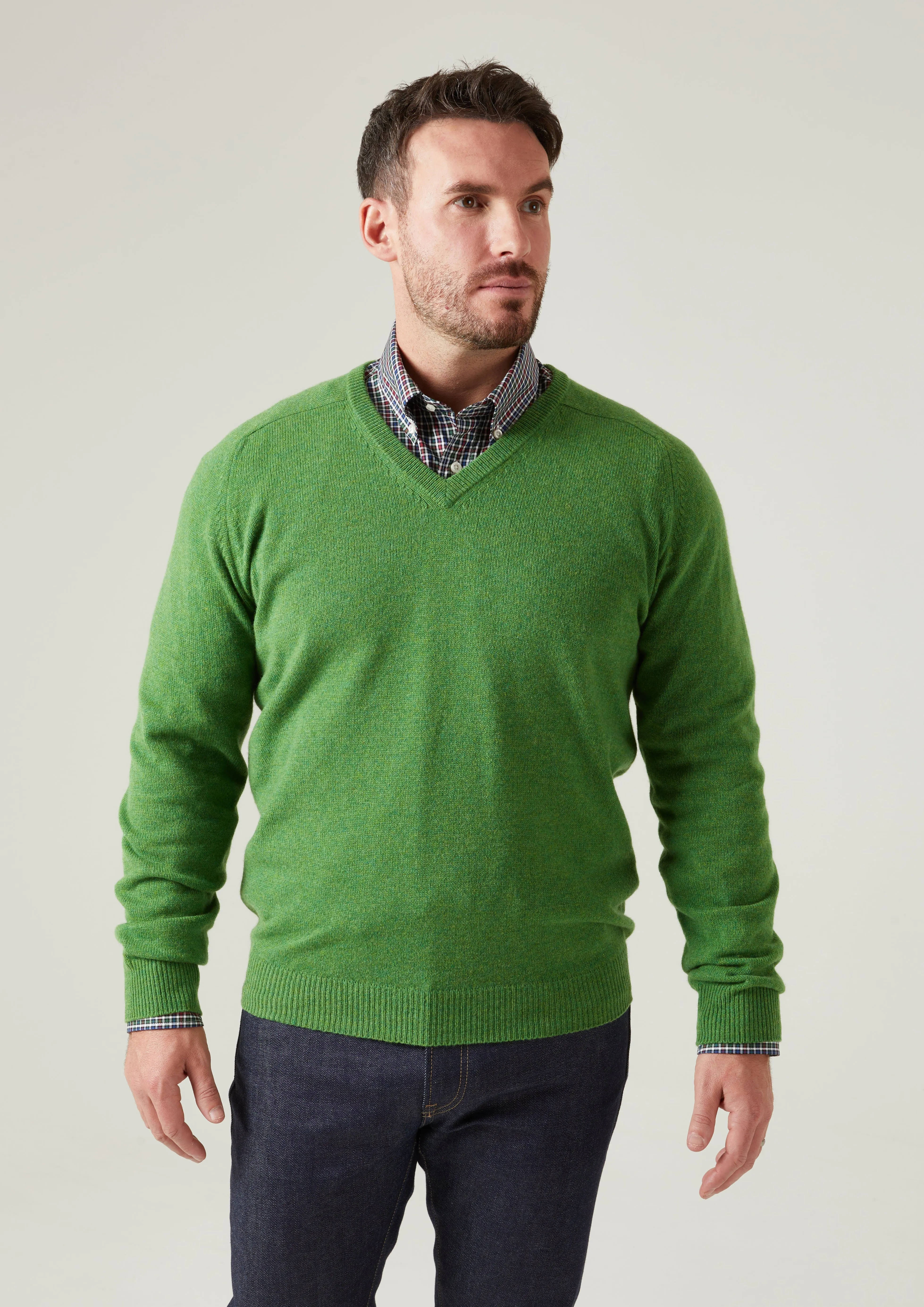 Kilsyth Men's Lambswool Jumper in Watercress - Regular Fit