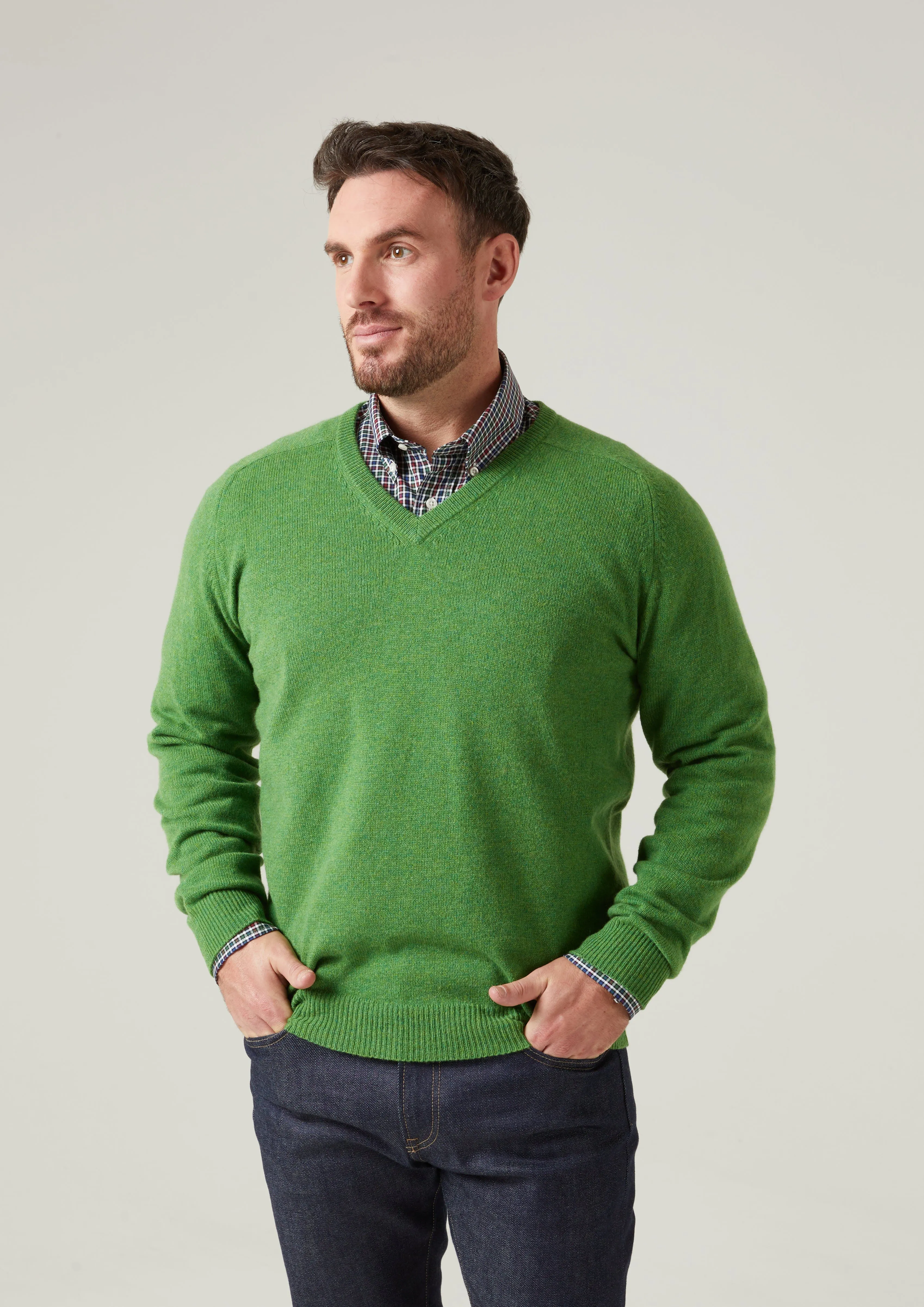 Kilsyth Men's Lambswool Jumper in Watercress - Regular Fit