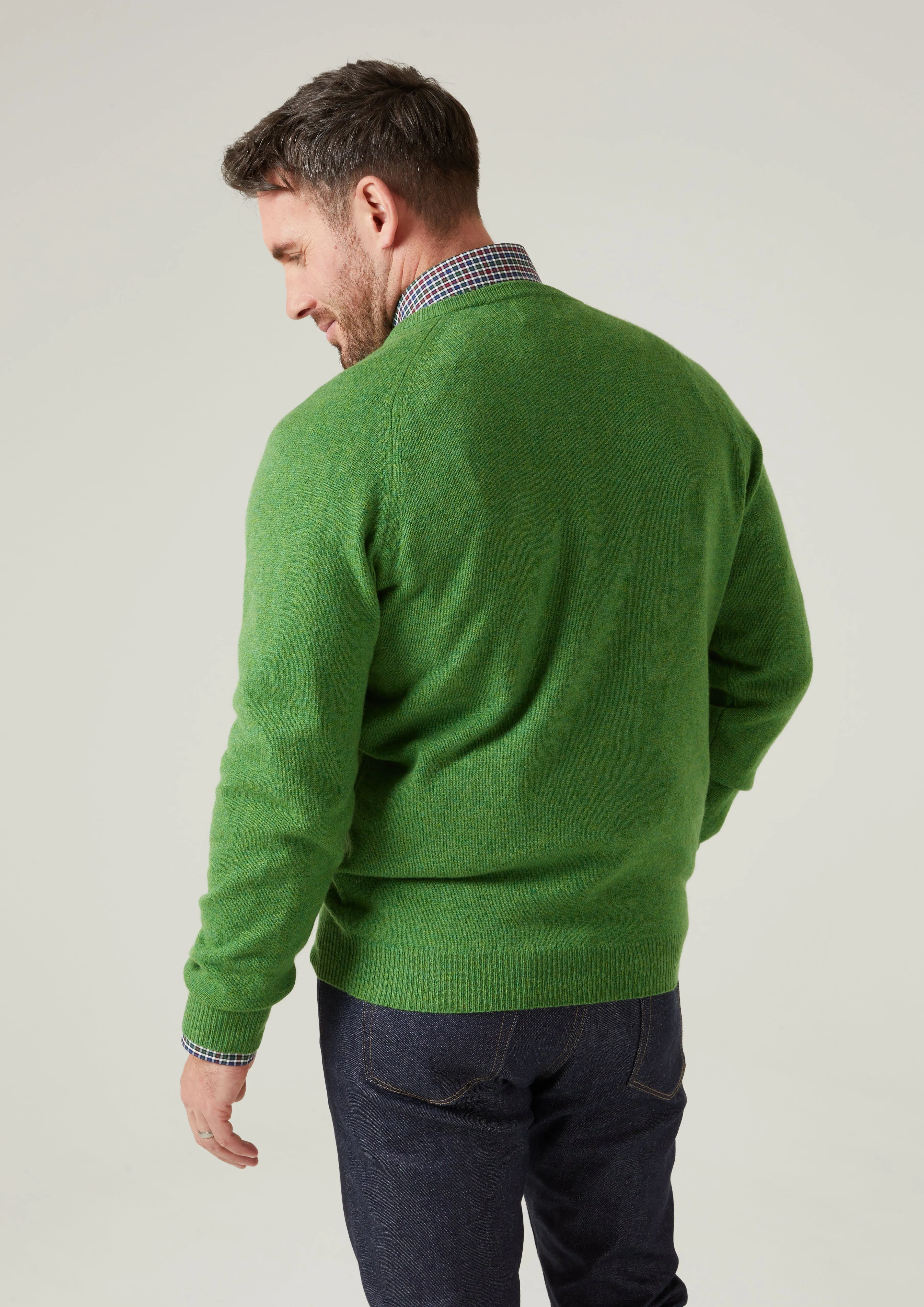 Kilsyth Men's Lambswool Jumper in Watercress - Regular Fit