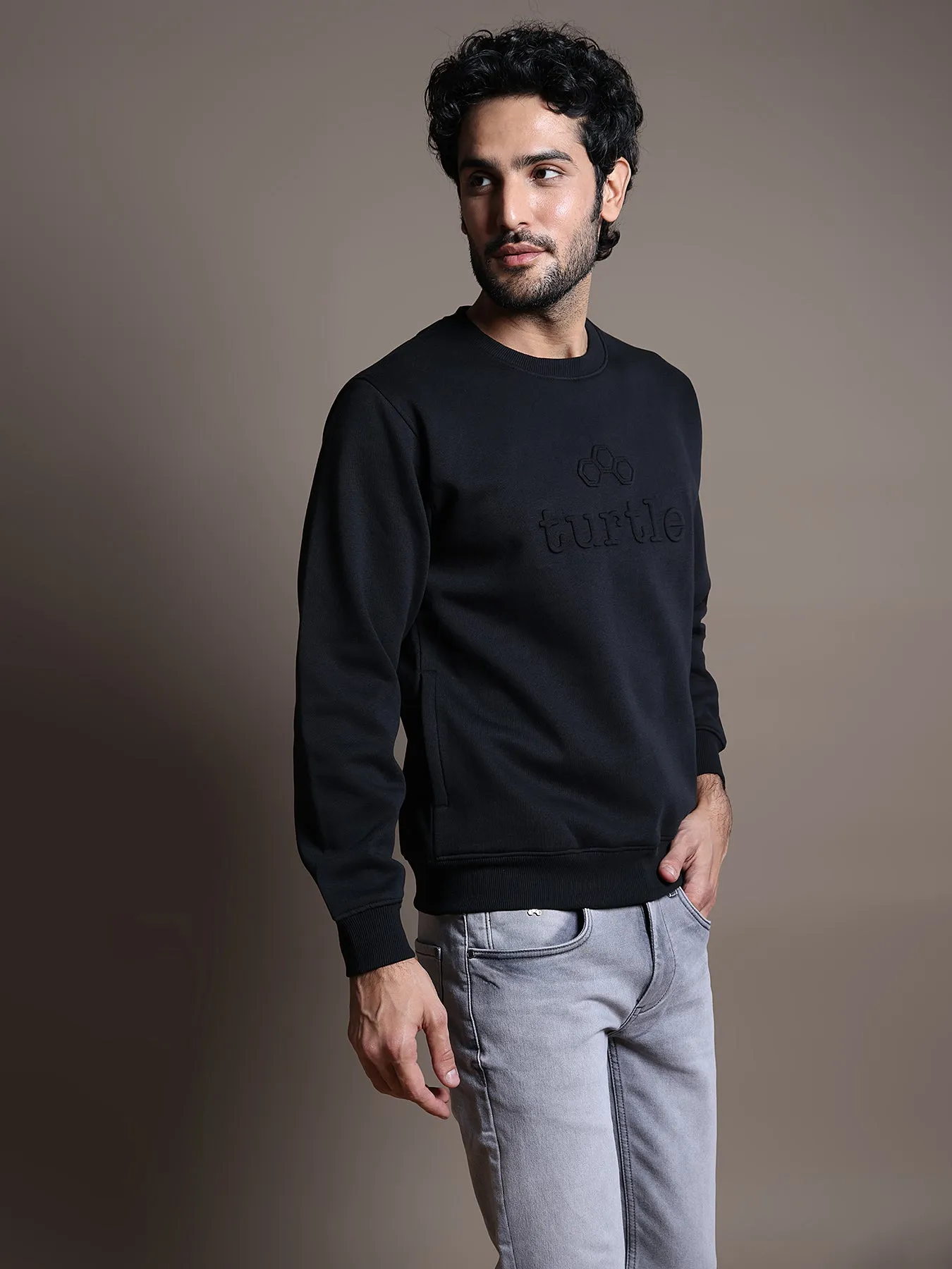 Knitted Black Printed Regular Fit Full Sleeve Casual Sweatshirt