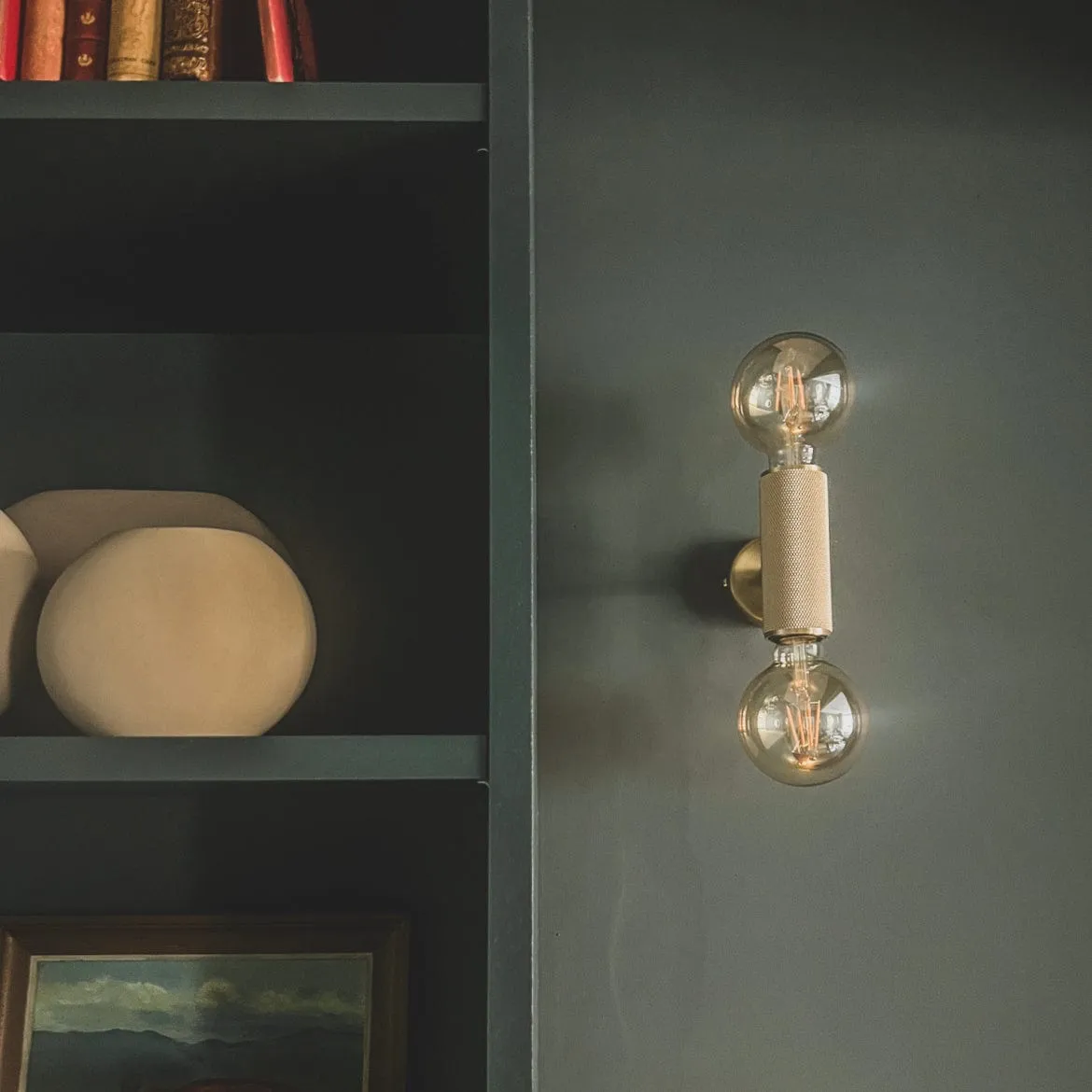 Knurled Edison Double Wall Light - Brass