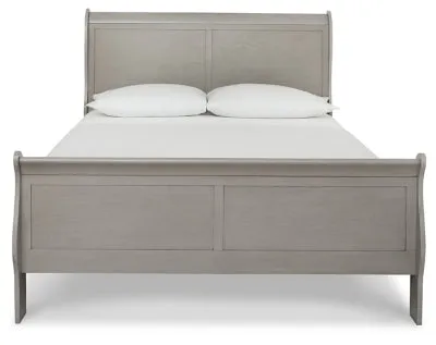 Kordasky Queen Sleigh Bed with Mirrored Dresser