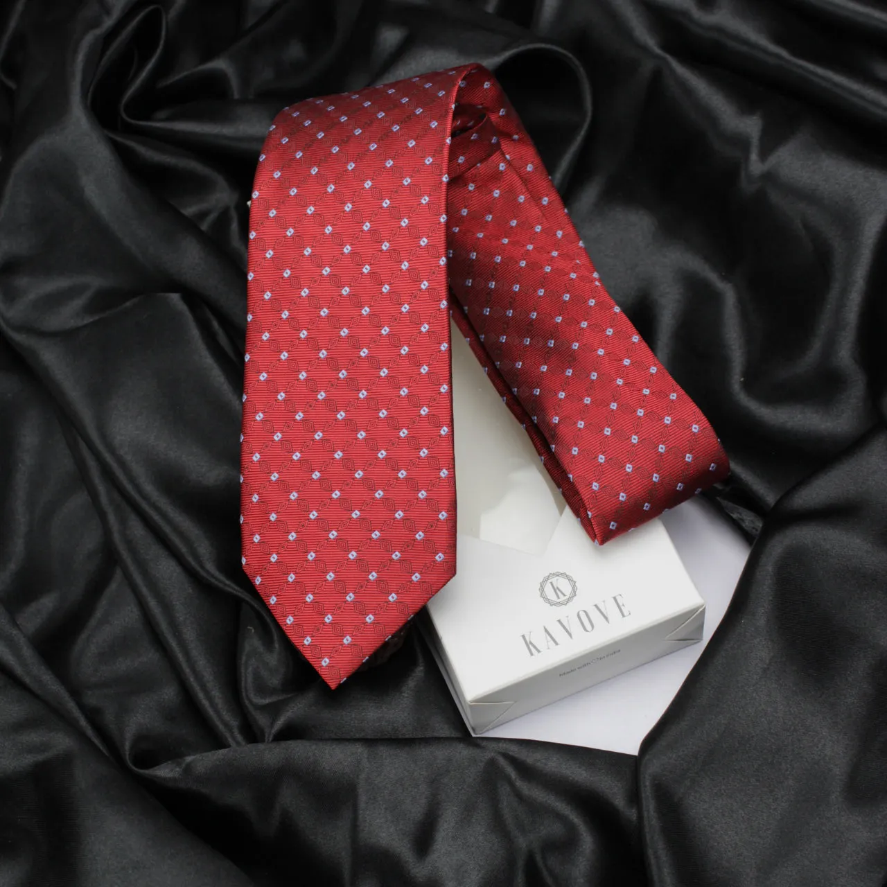 Kovove Maroon Checkered Neck Tie For Men