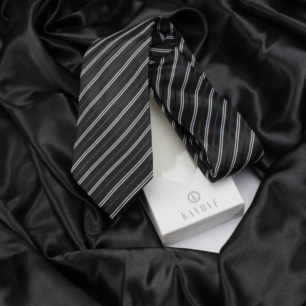 Kovove The Black Treat Striped Neck Tie For Men