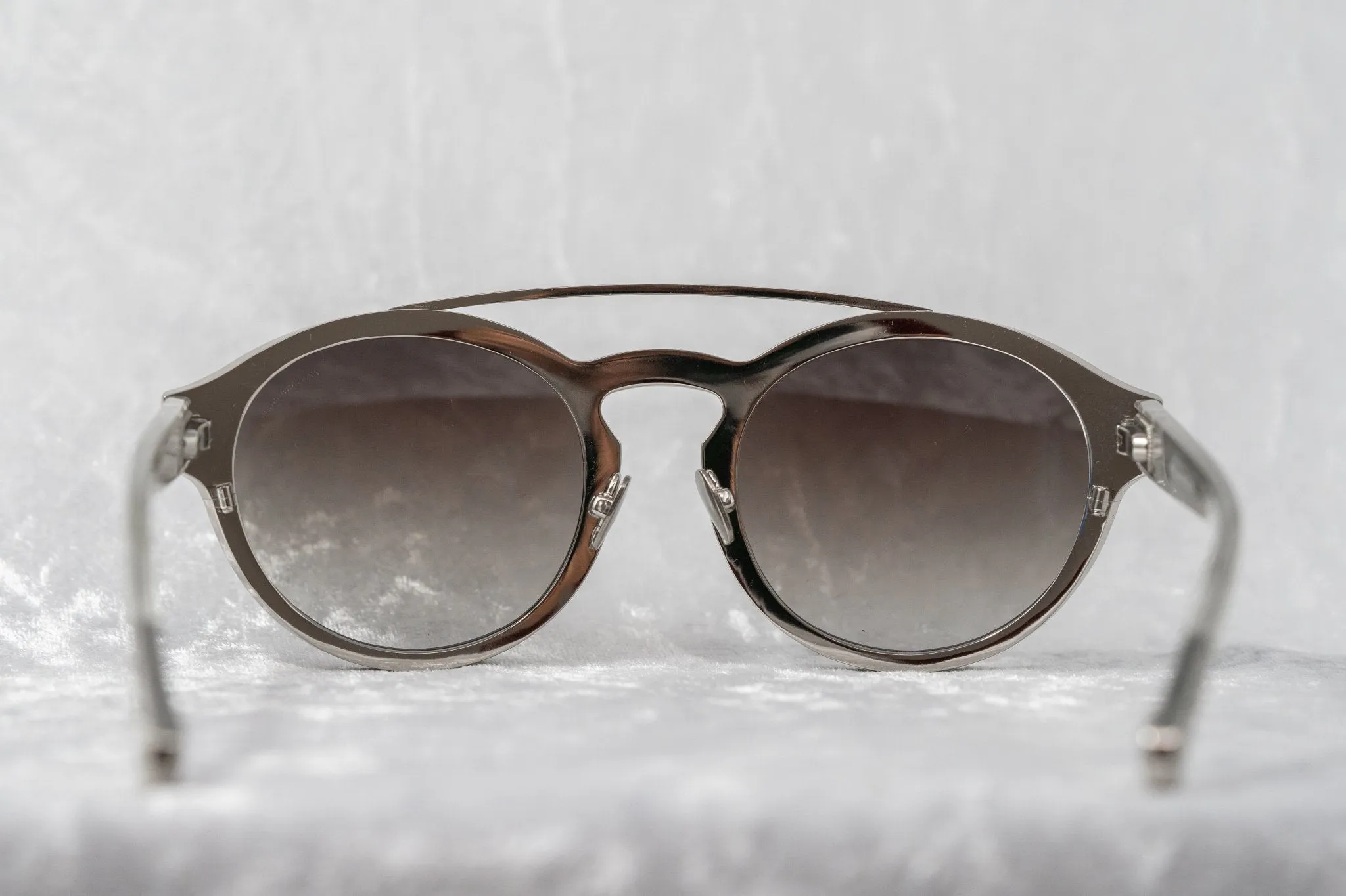 Kris Van Assche Sunglasses Round Shiny Silver and Grey