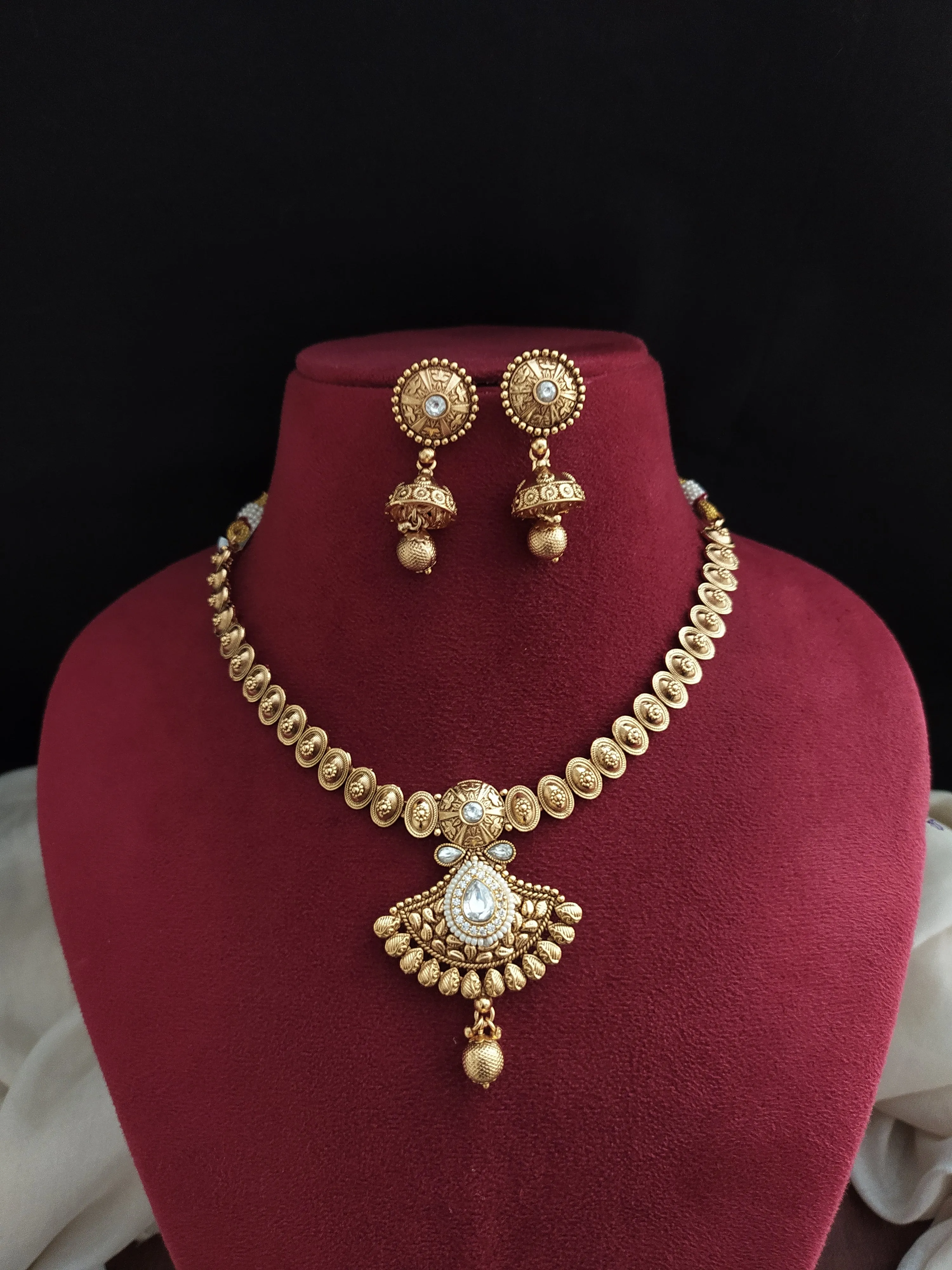 Kundan Necklace Set in Antique Finish