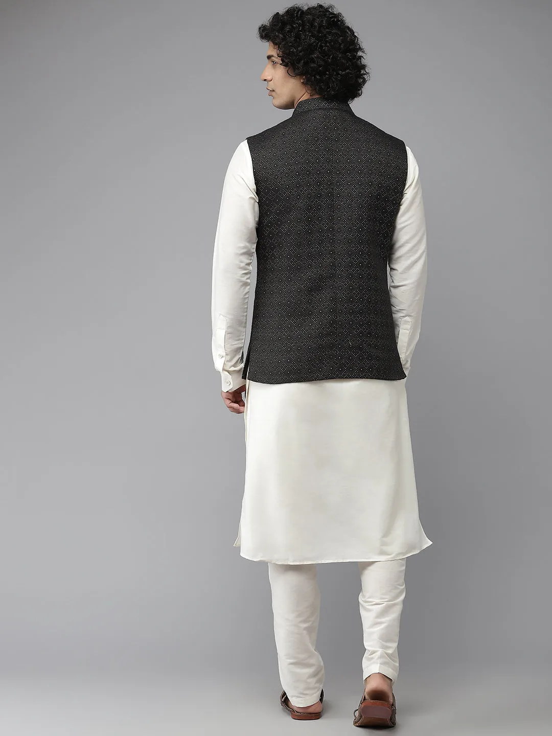 Kurta Pyjama And Nehru Jacket