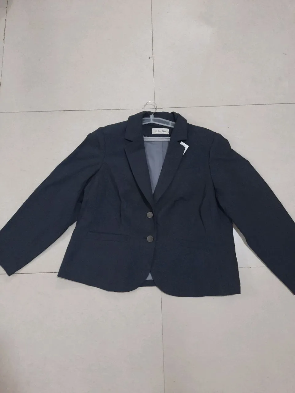 Ladies faishon jackets: 10 pieces