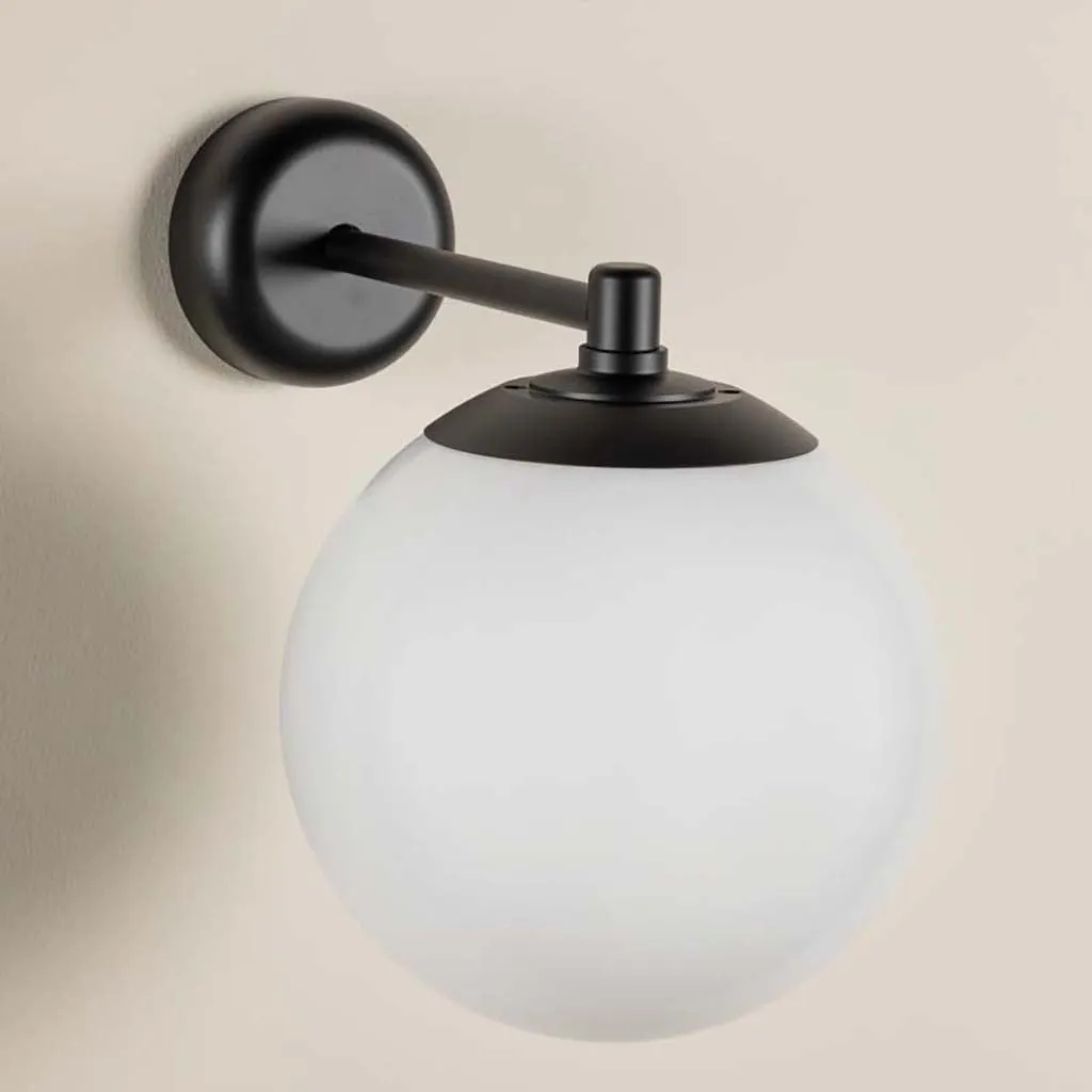 Laguna Outdoor Wall Sconce