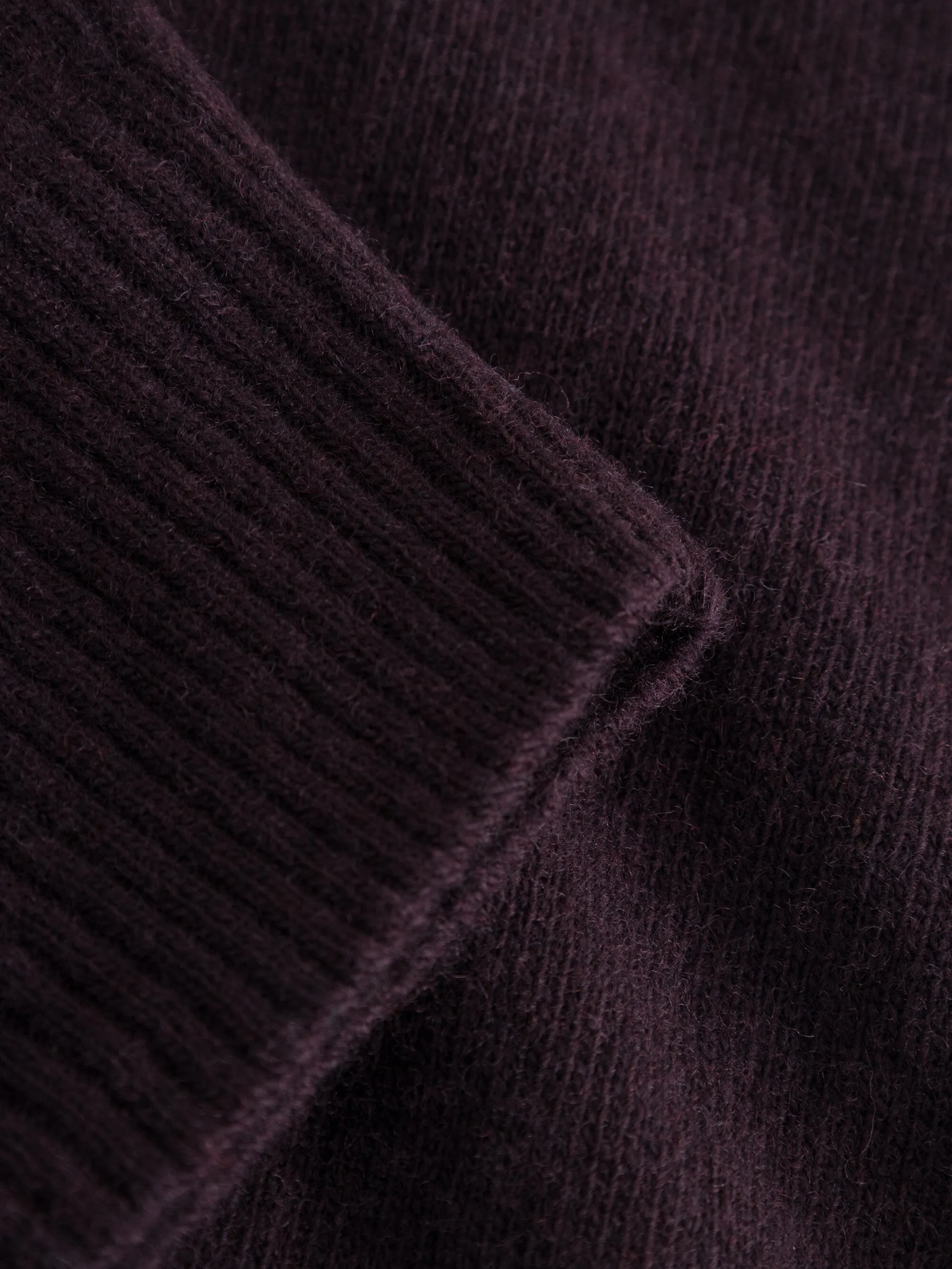 Lambswool crew neck - Chocolate Plum