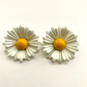 Late 60s/ Early 70s Daisy Enamel Flower Earrings